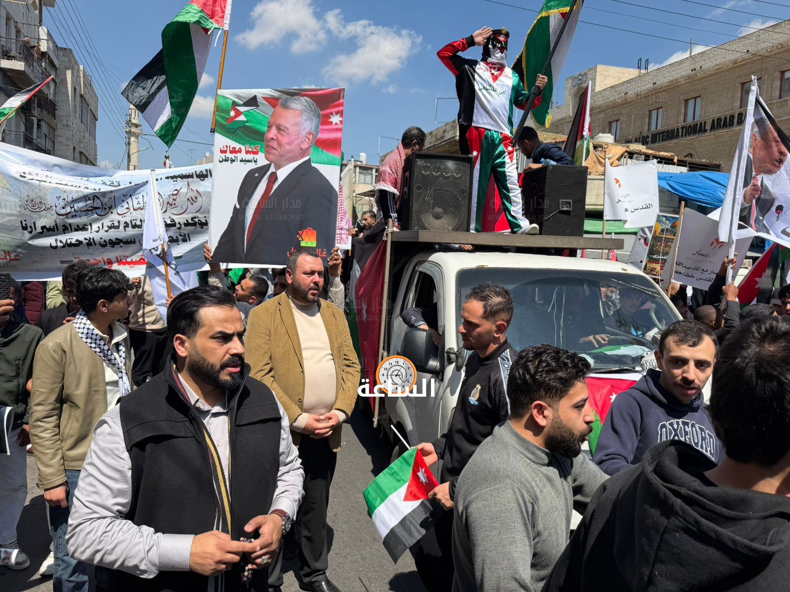 Madar Al-Saa Images 0.65414275581423