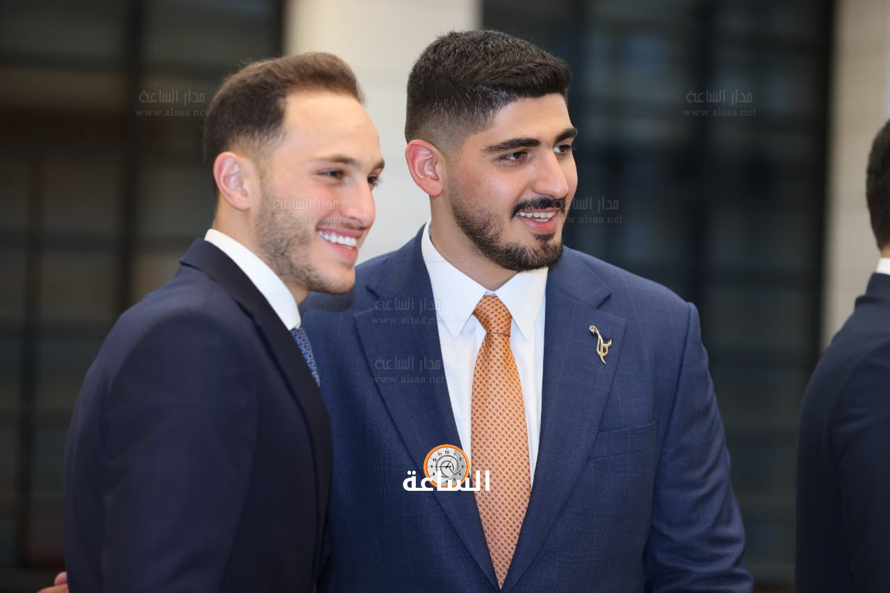 Madar Al-Saa Images 0.9816088420600024