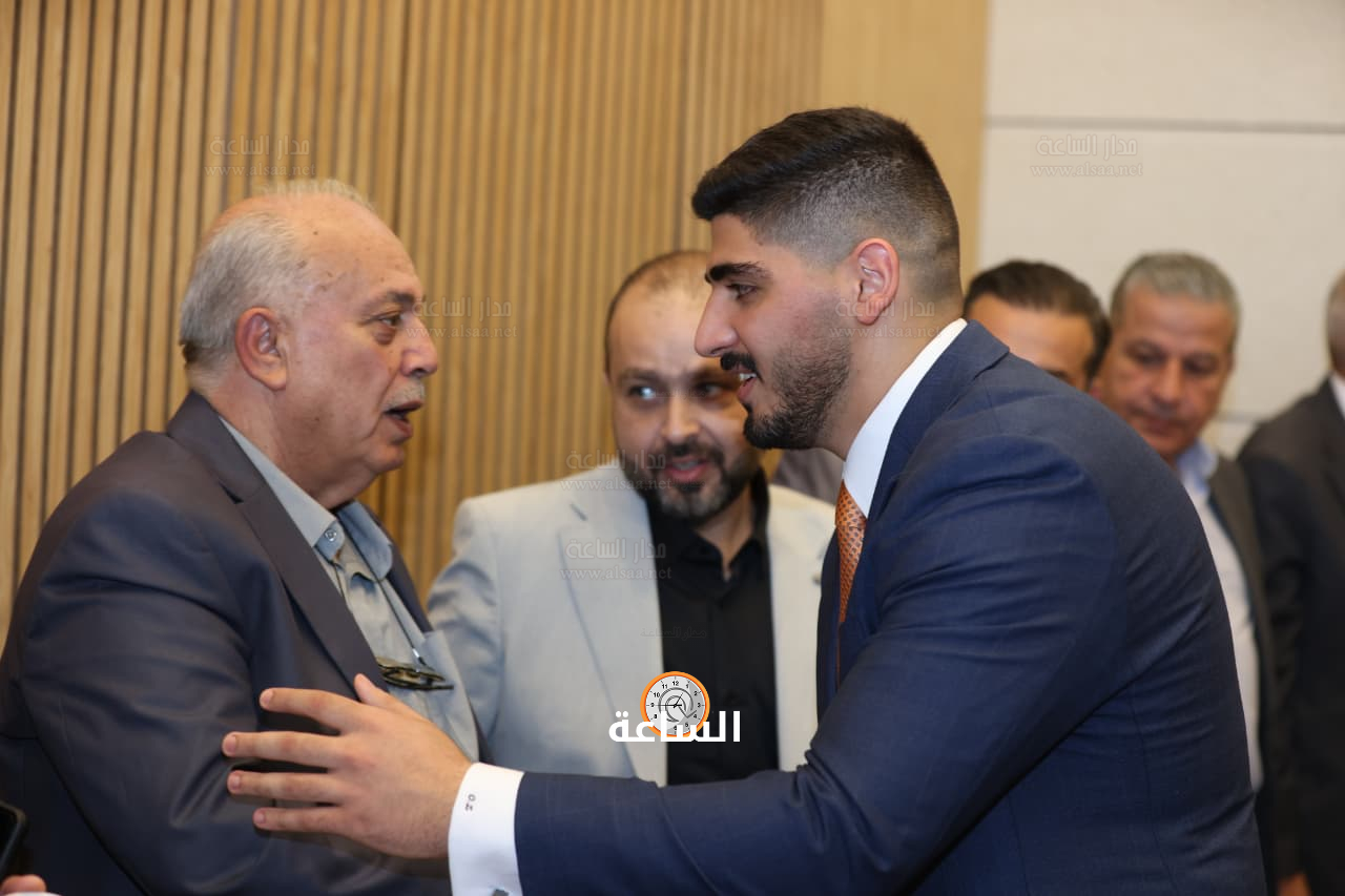 Madar Al-Saa Images 0.42345252805441136