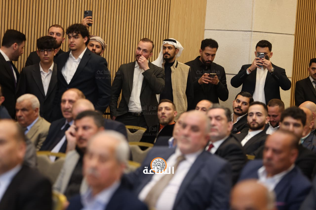 Madar Al-Saa Images 0.886039337757617