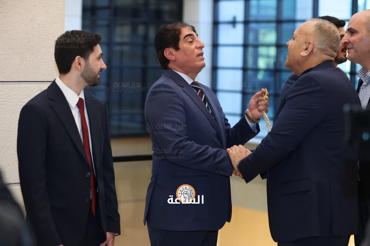 Madar Al-Saa Images 0.2609928711485905