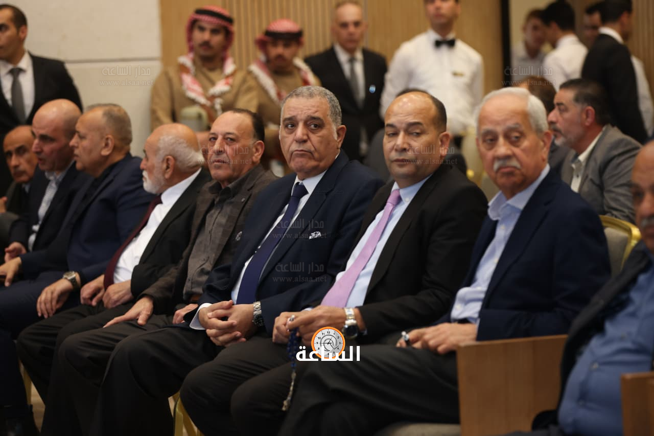 Madar Al-Saa Images 0.03558958649089383