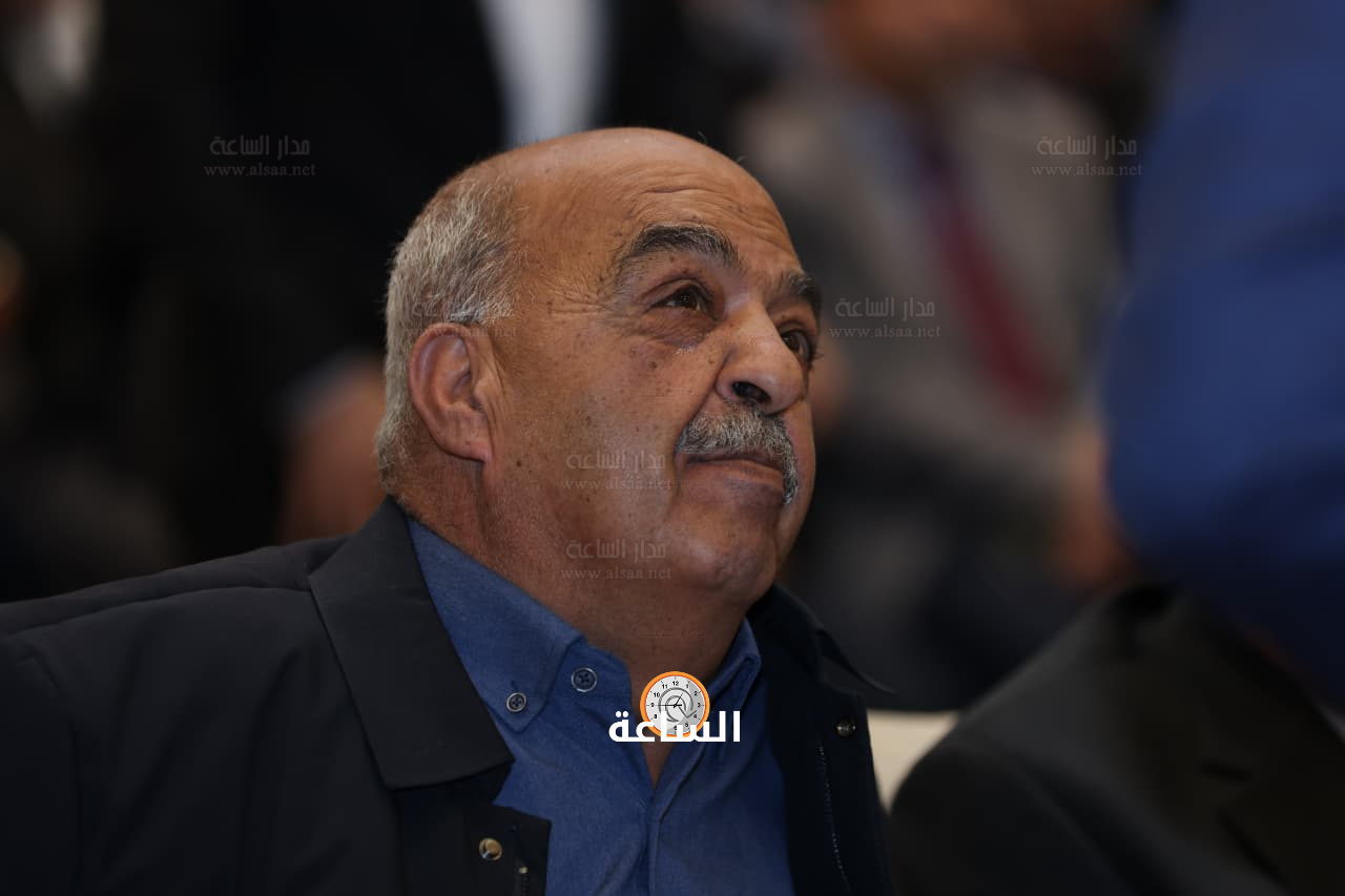 Madar Al-Saa Images 0.04010075405170754