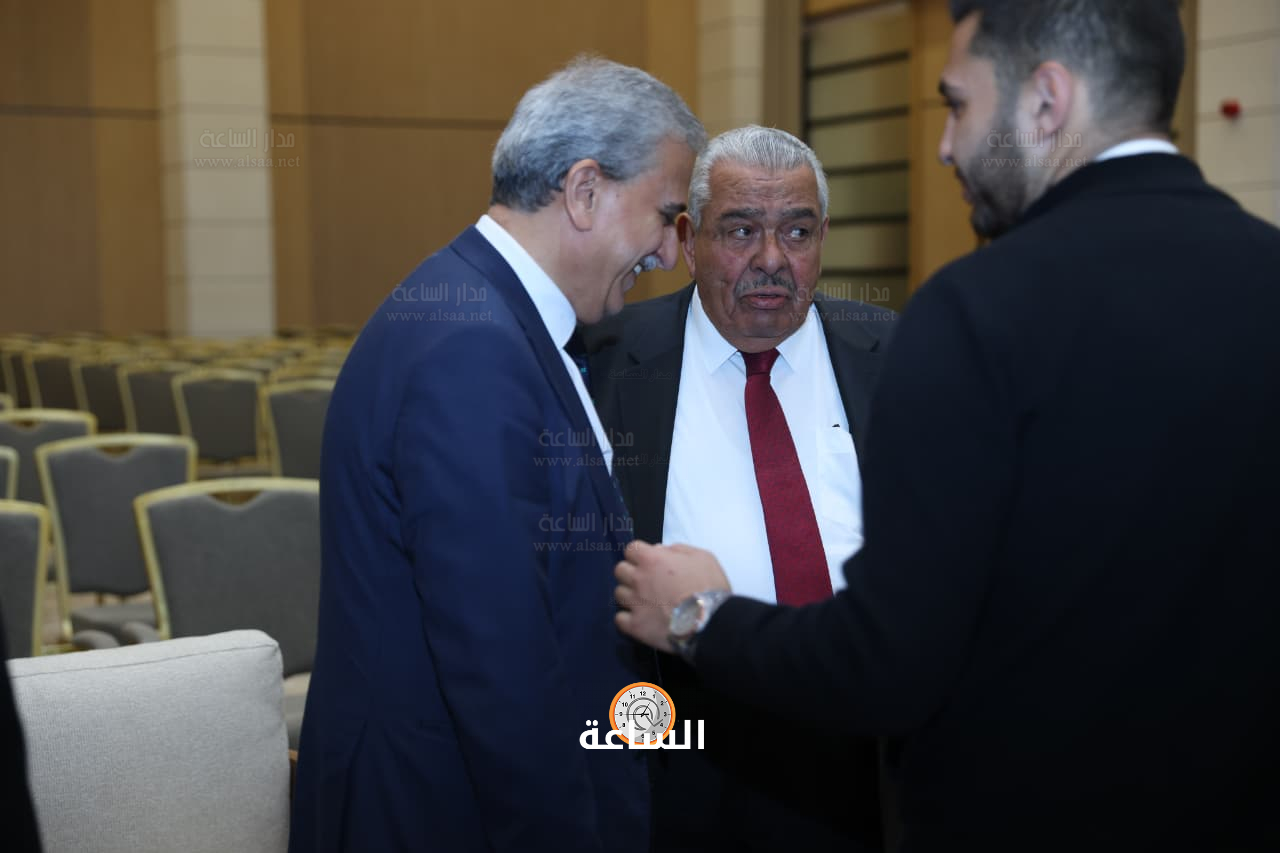 Madar Al-Saa Images 0.41224882374668903