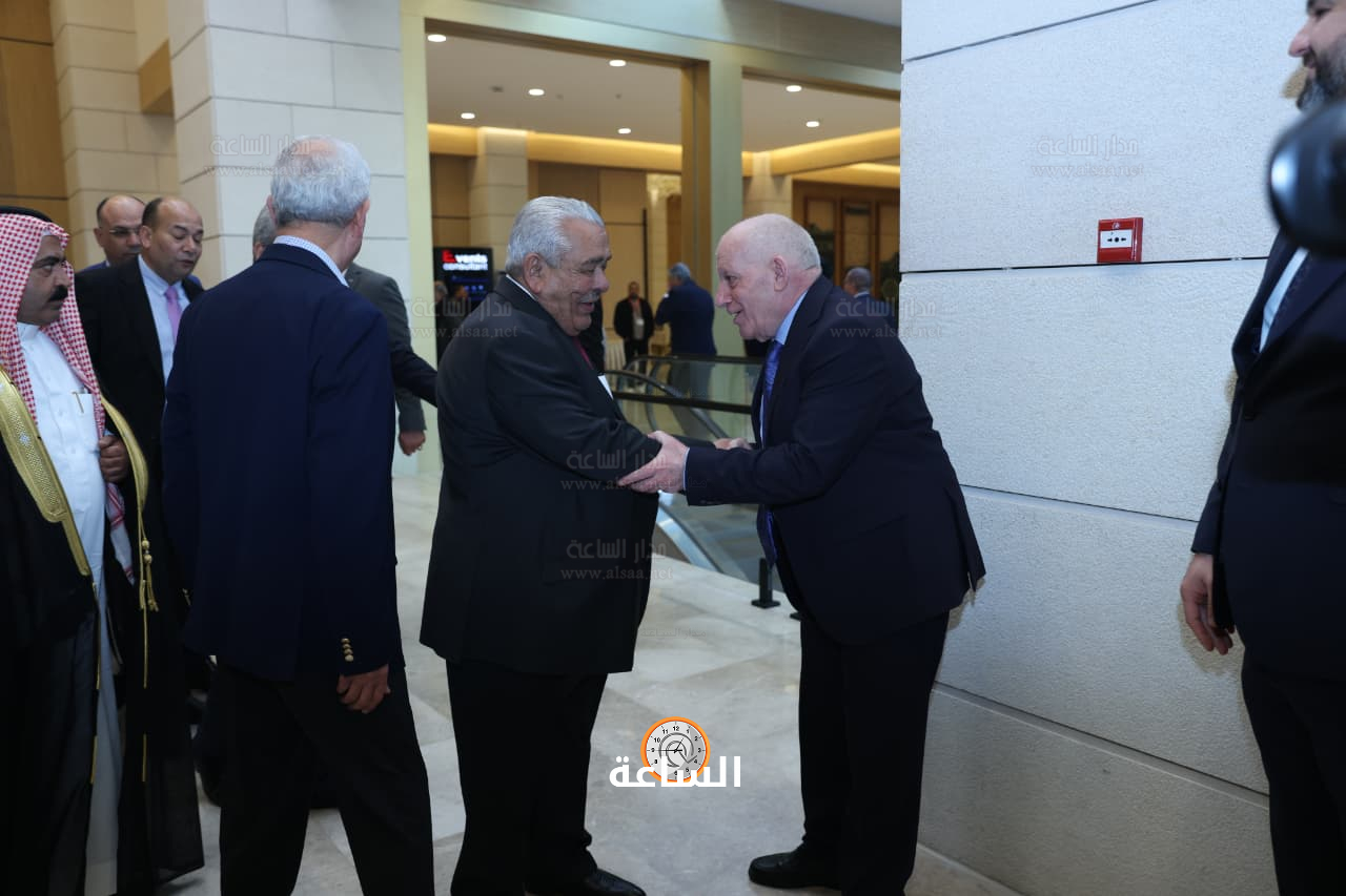 Madar Al-Saa Images 0.39027293925121875