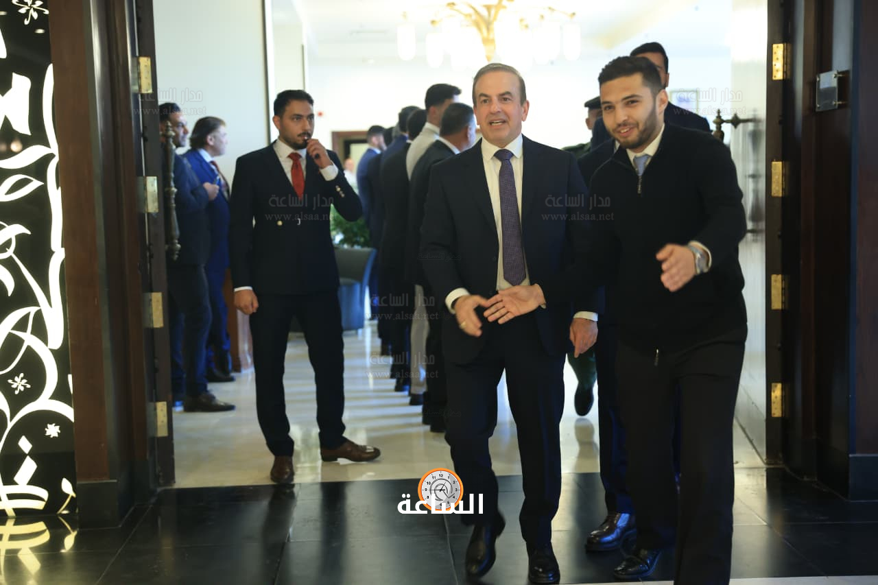 Madar Al-Saa Images 0.9252180631268856