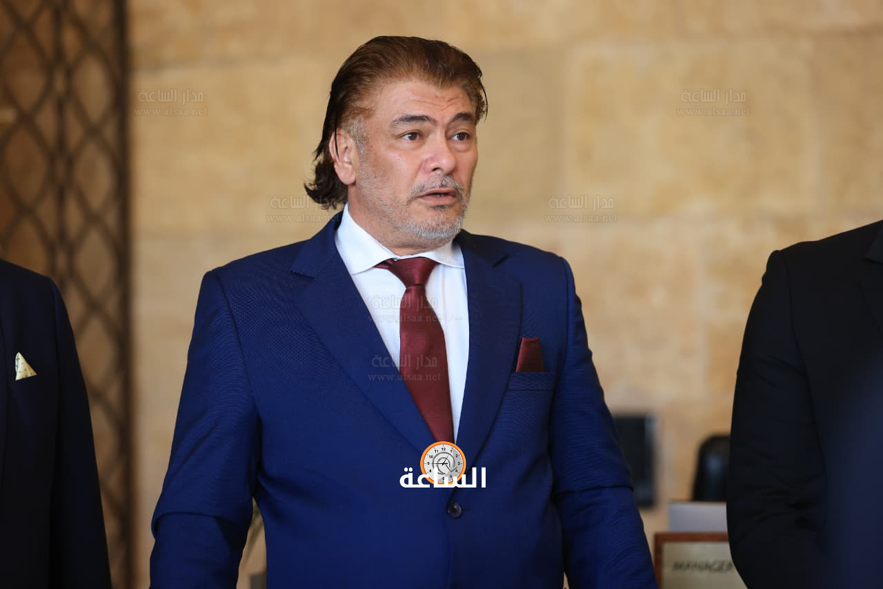 Madar Al-Saa Images 0.47880275399381744