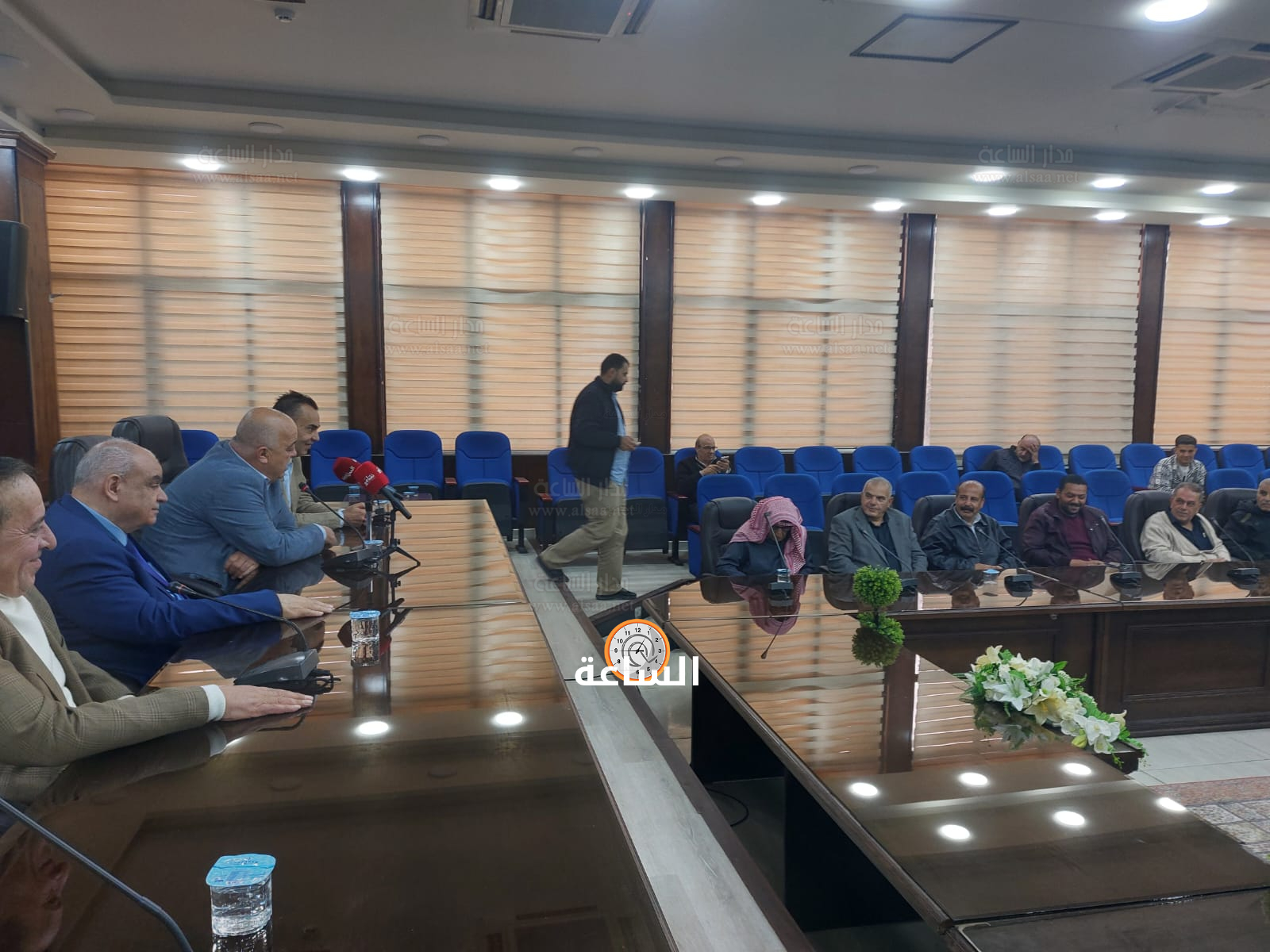 Madar Al-Saa Images 0.23858413109394838