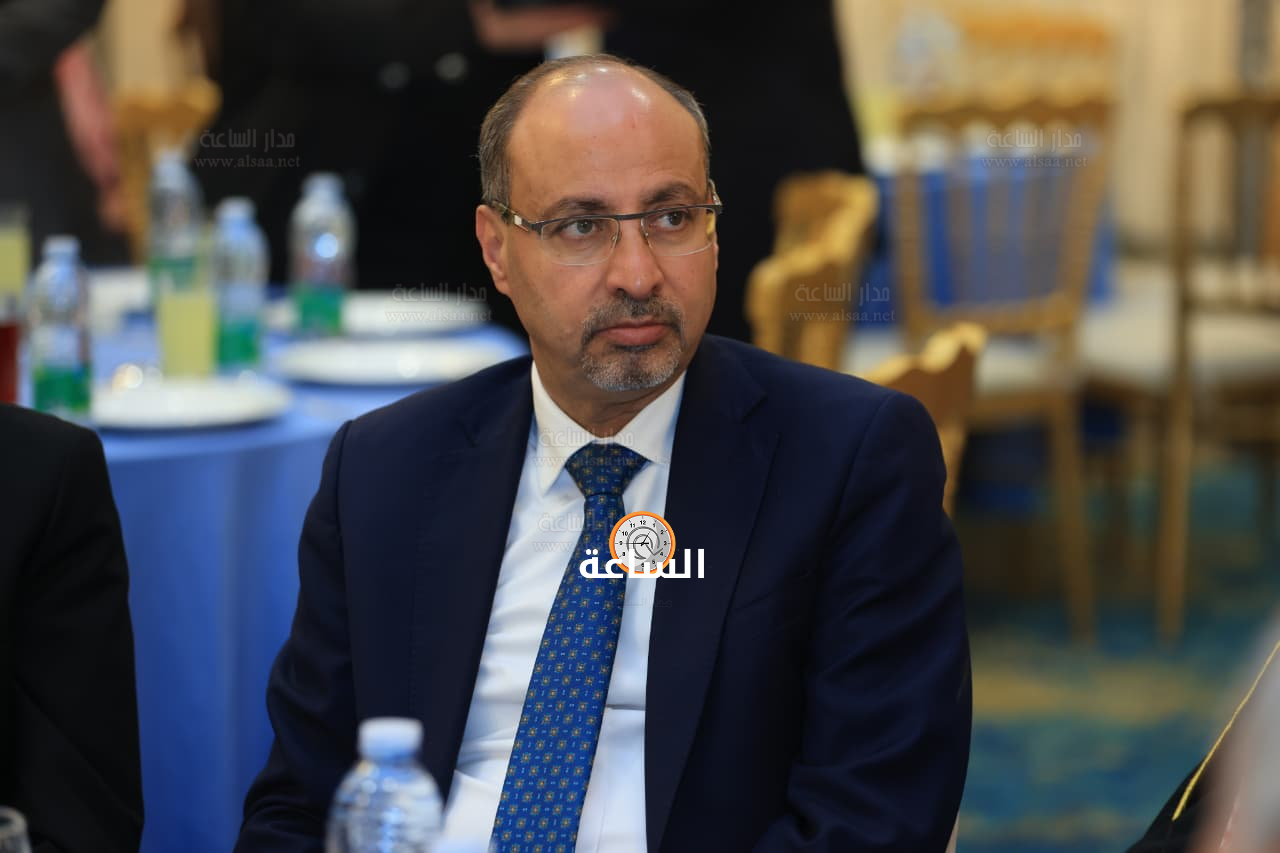 Madar Al-Saa Images 0.26600989980596657