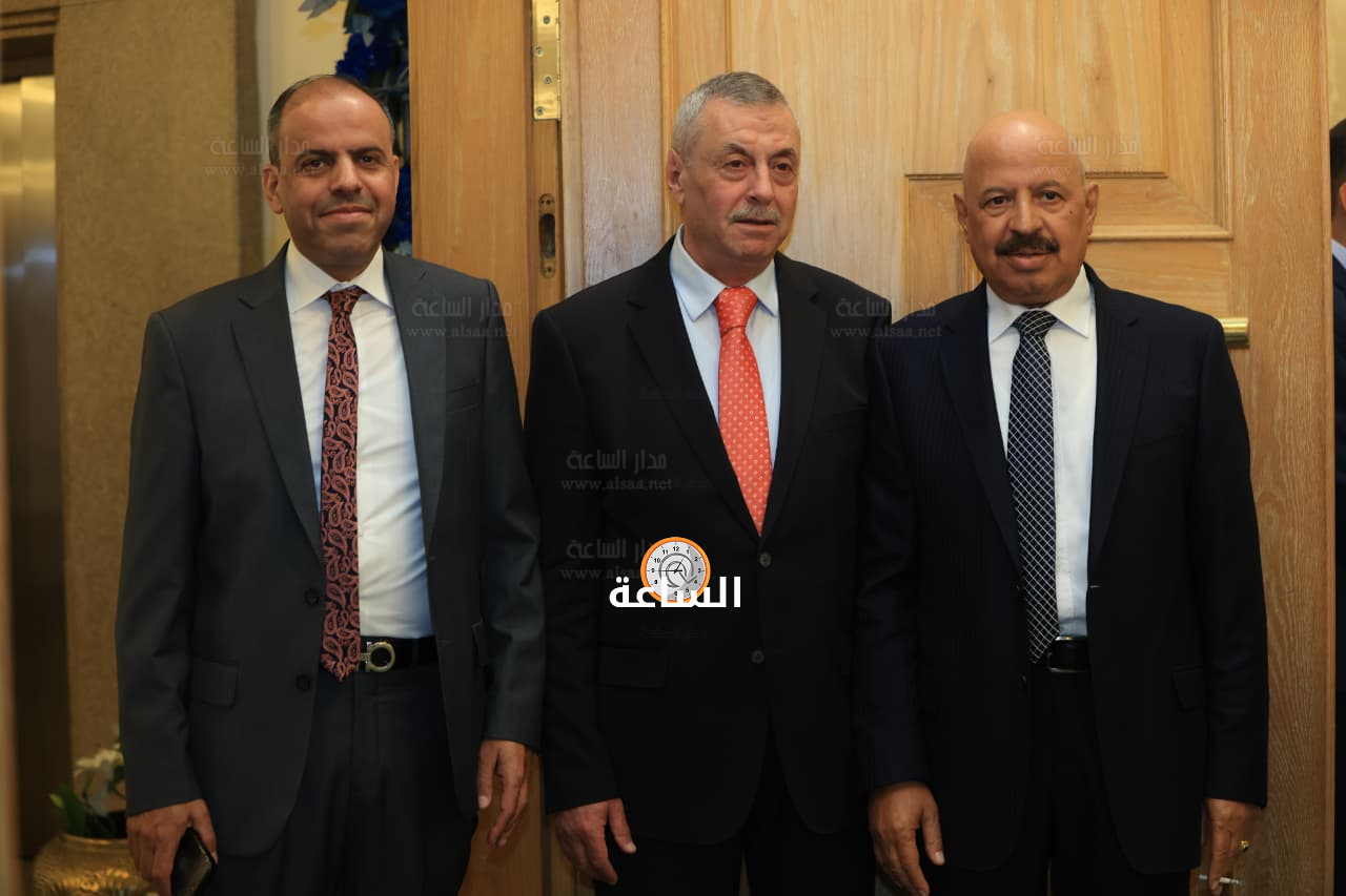 Madar Al-Saa Images 0.14693664816847207