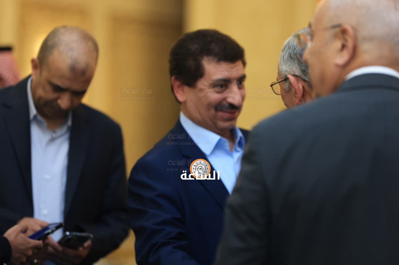 Madar Al-Saa Images 0.009425244407350264