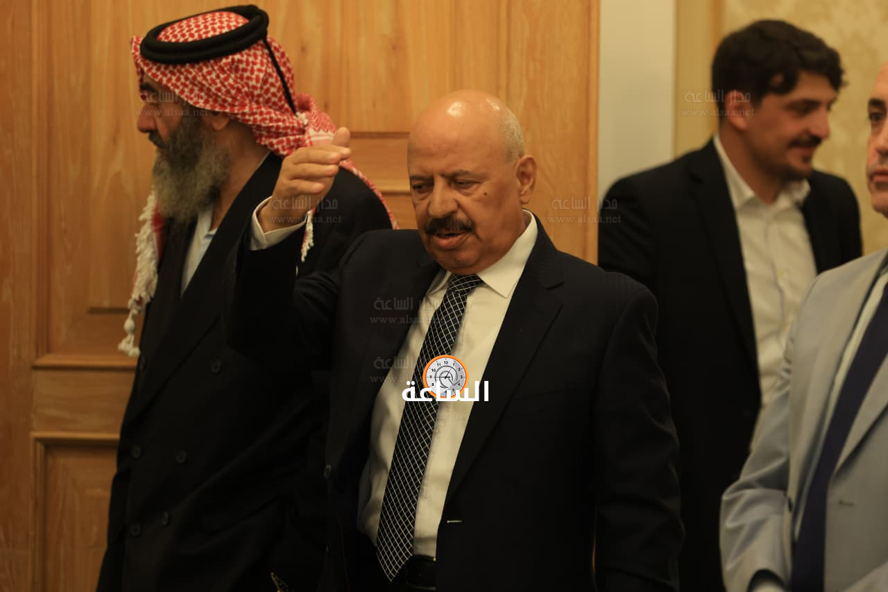 Madar Al-Saa Images 0.4826111737300317