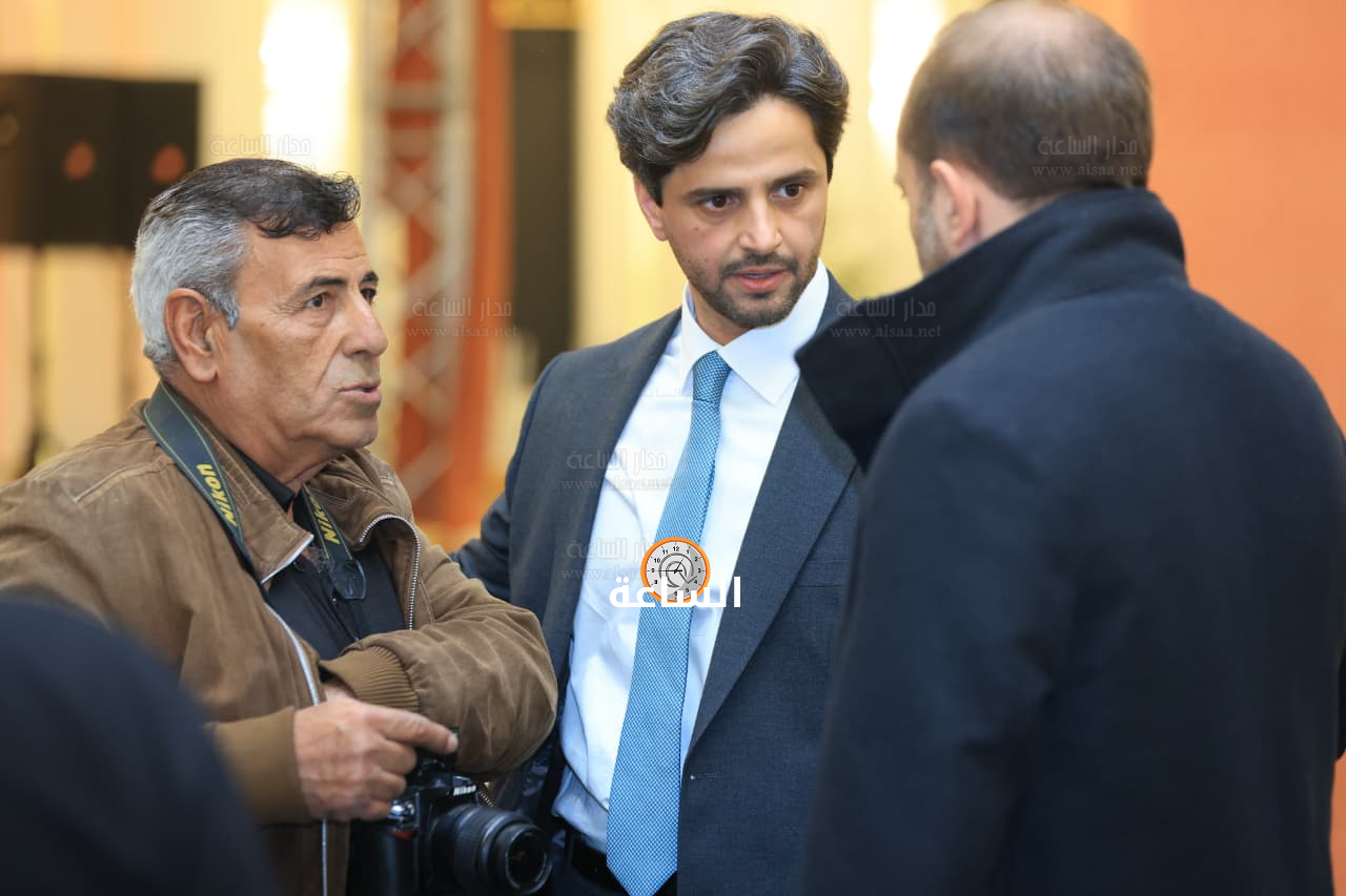 Madar Al-Saa Images 0.016136967528884605