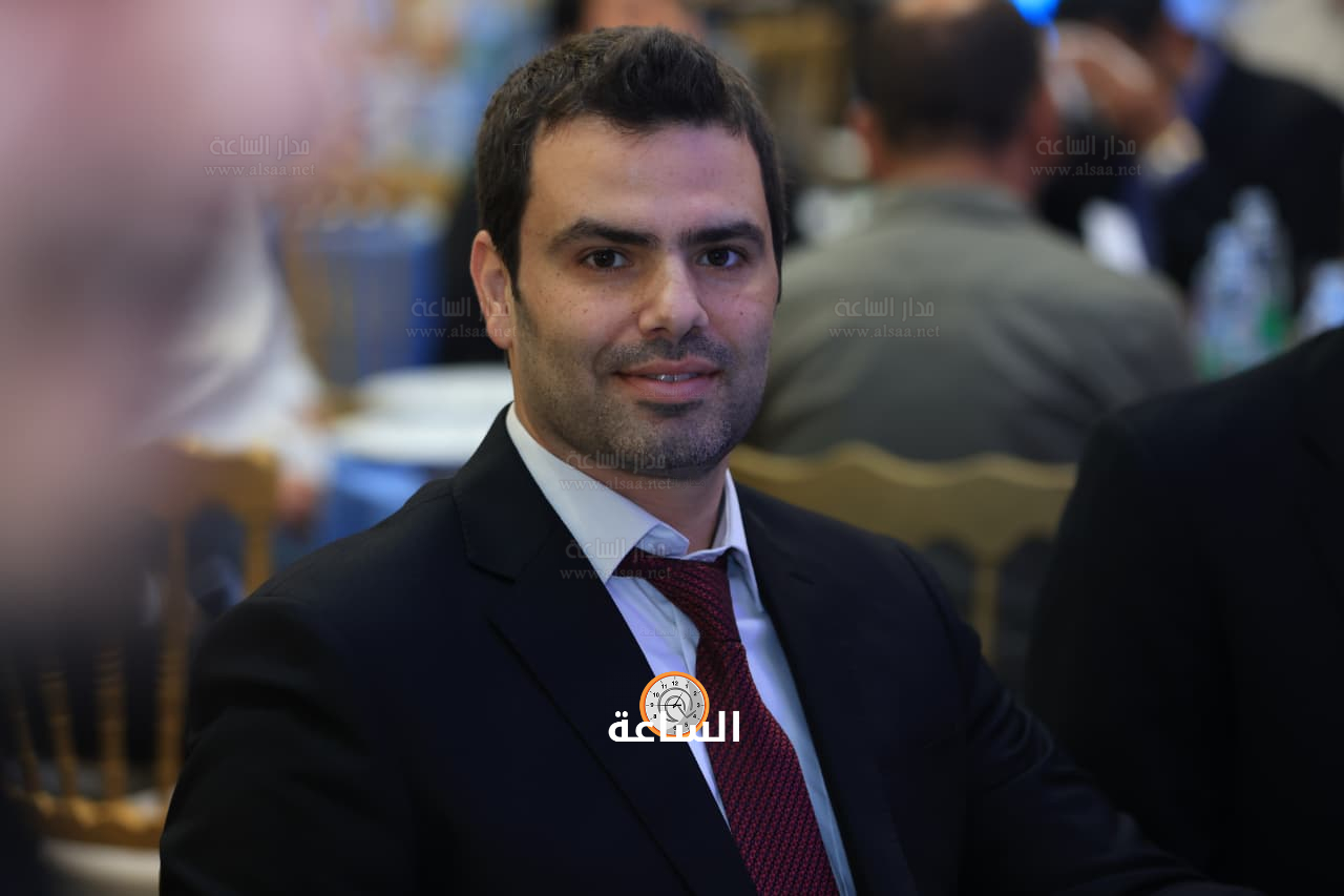 Madar Al-Saa Images 0.9025113793998757