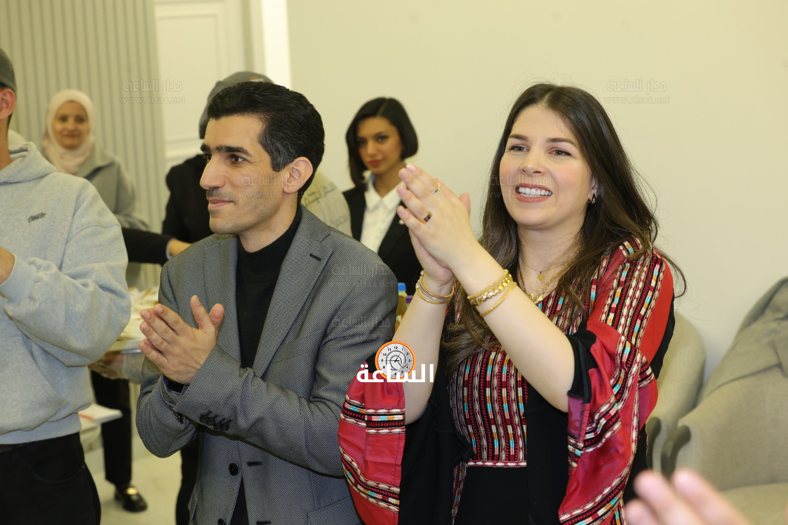 Madar Al-Saa Images 0.6506697228139846