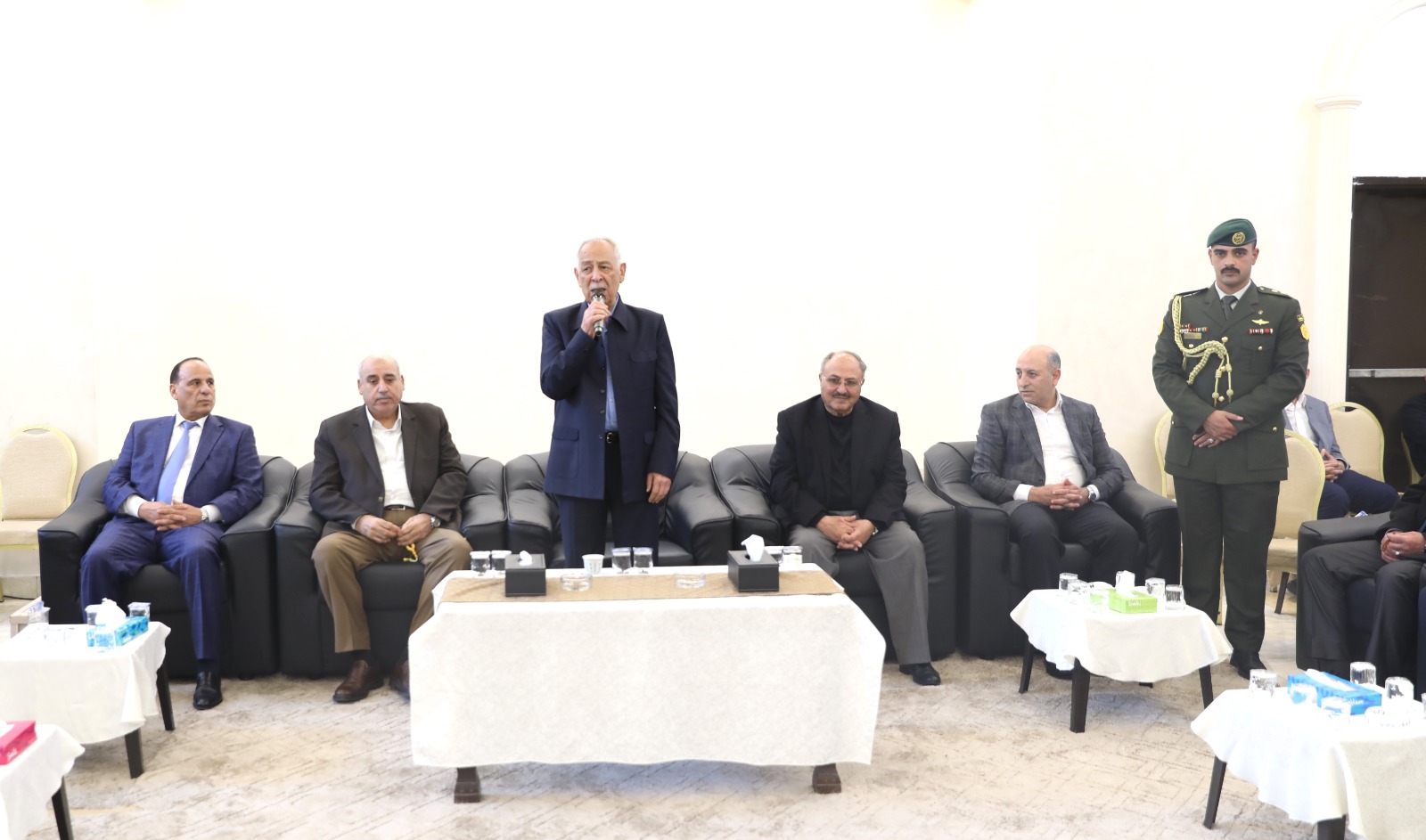 Madar Al-Saa Images 0.8384120360035707