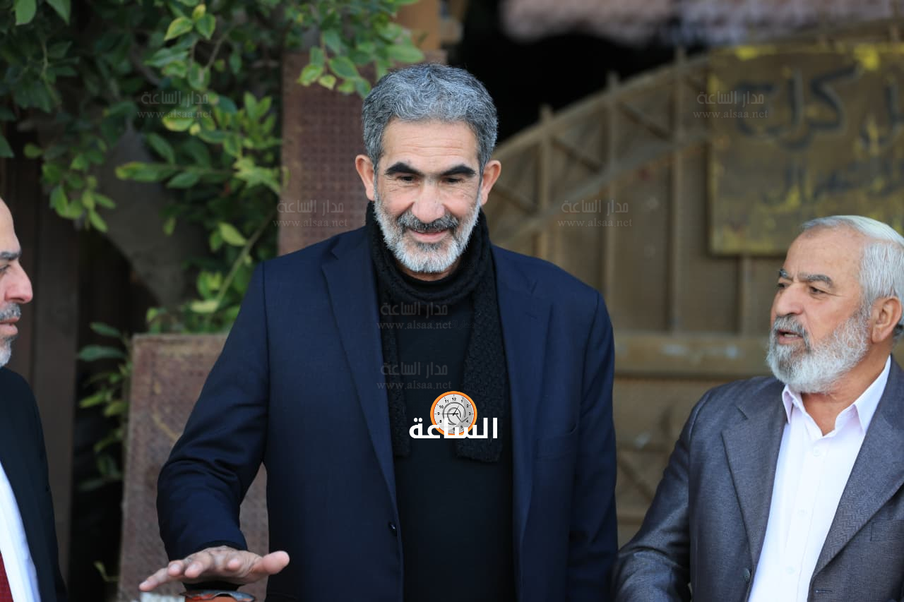 Madar Al-Saa Images 0.3494335796804968