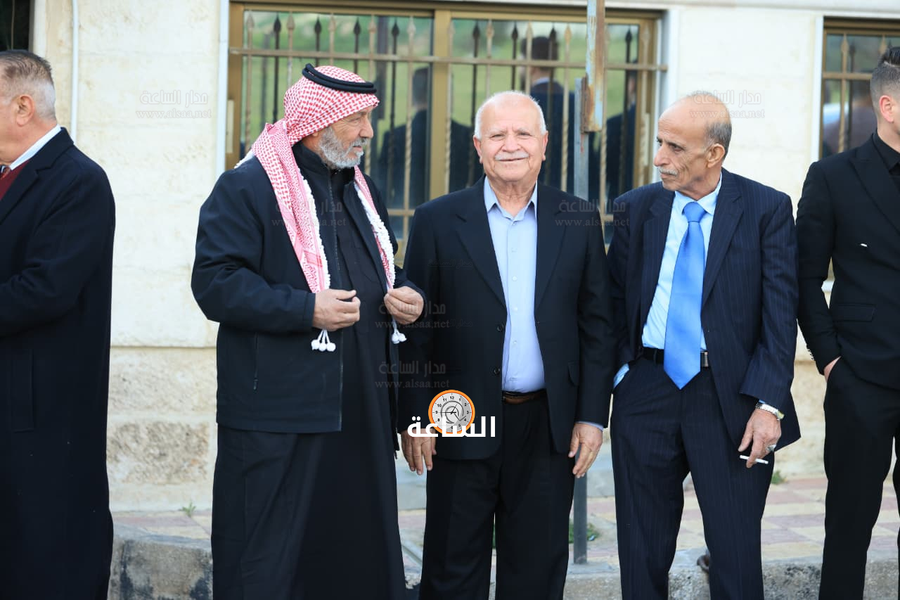 Madar Al-Saa Images 0.7776774664638121