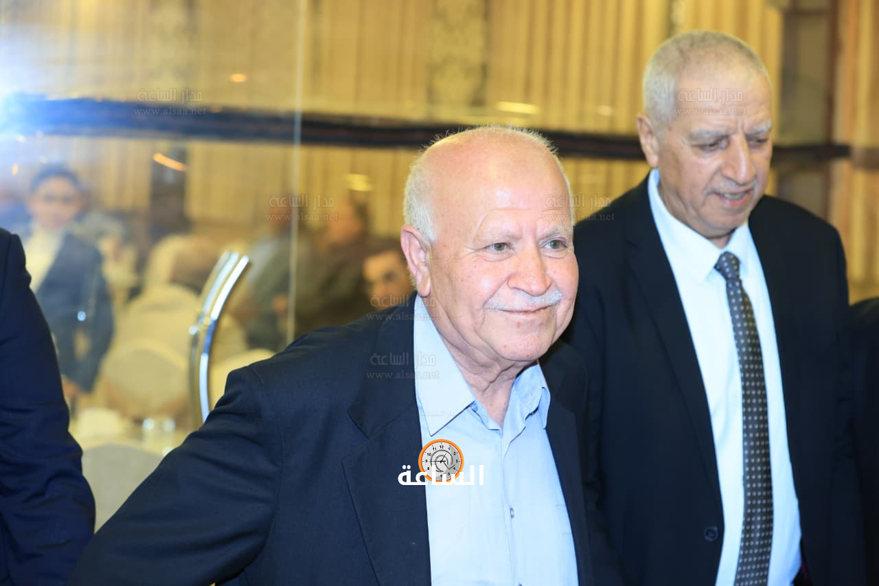 Madar Al-Saa Images 0.04331526827187515