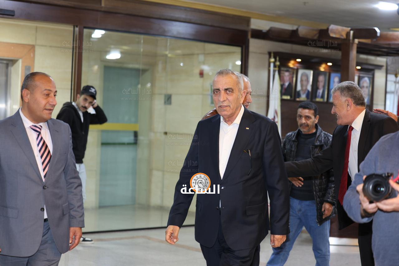 Madar Al-Saa Images 0.7628469126675841