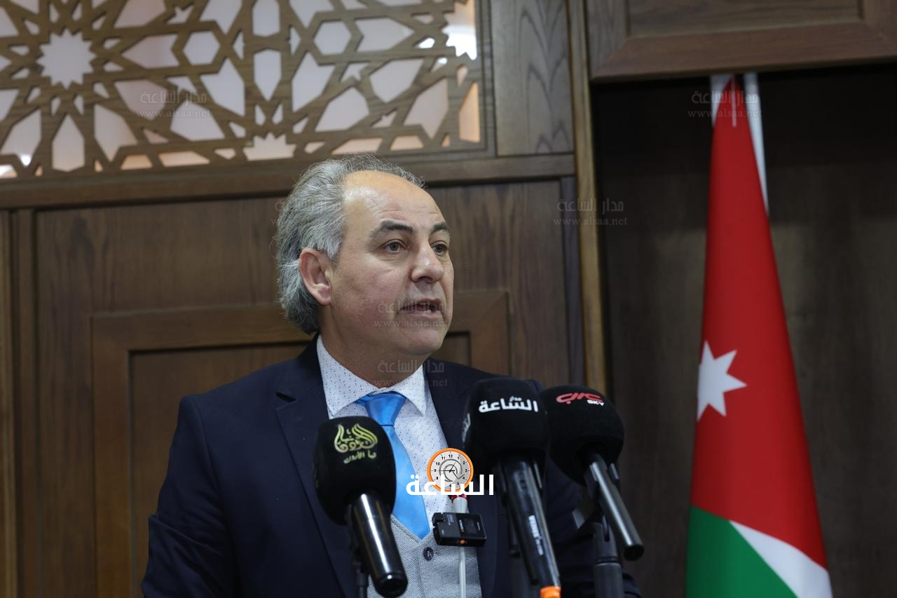 Madar Al-Saa Images 0.059469902725233115