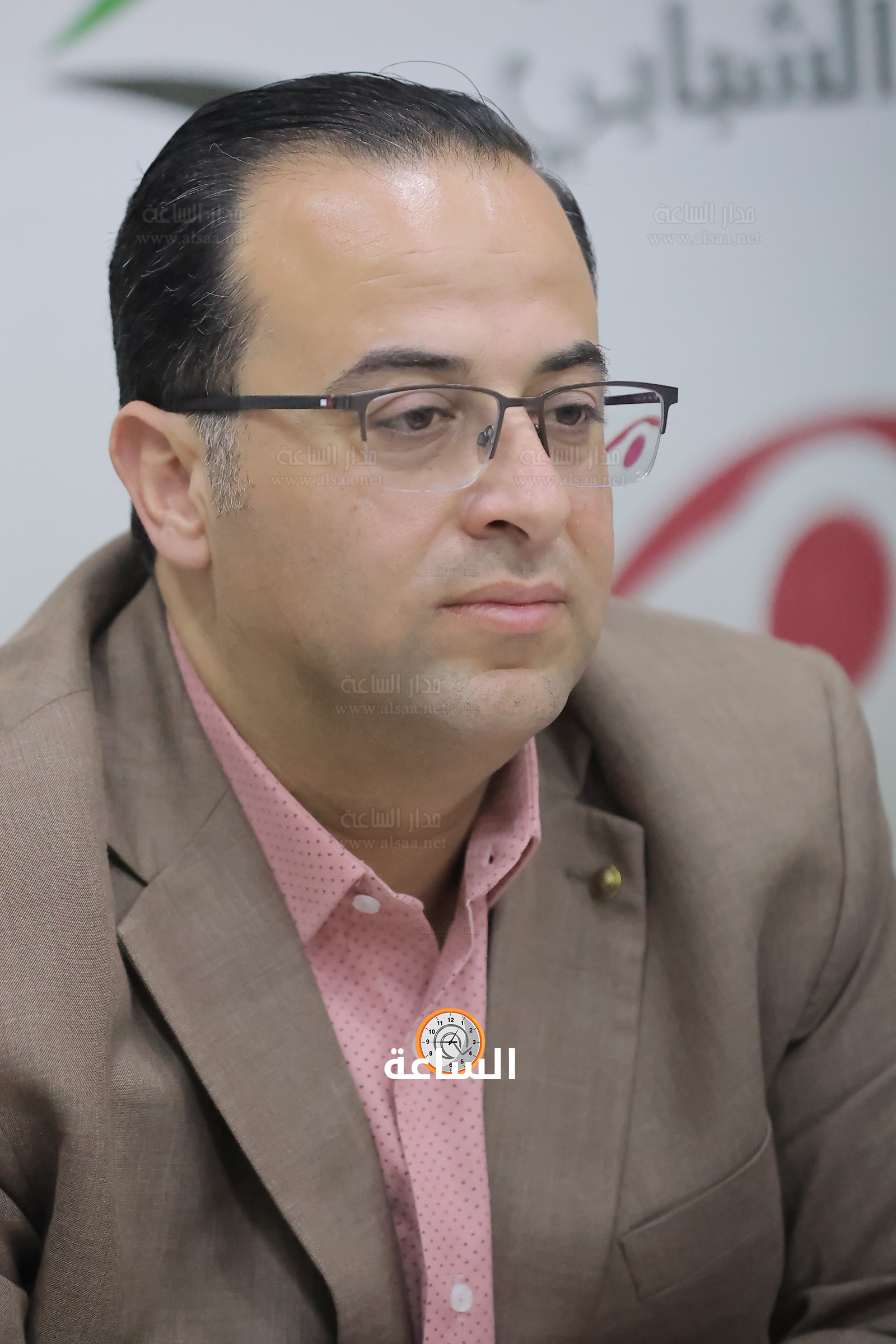 Madar Al-Saa Images 0.6215559847015841