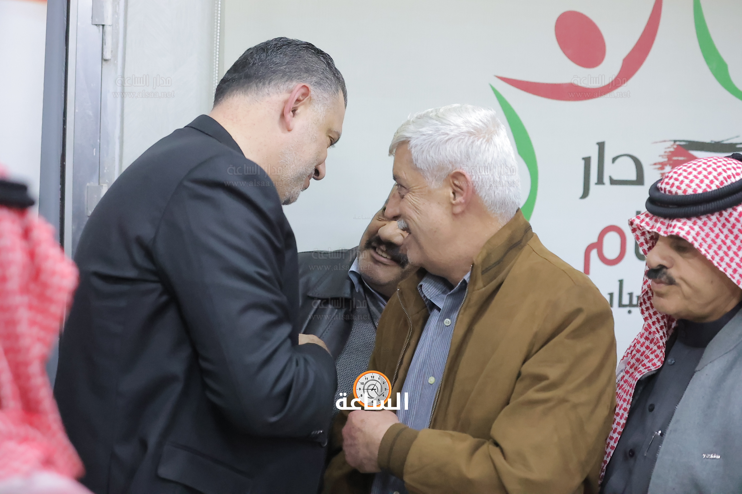 Madar Al-Saa Images 0.8202776028101674