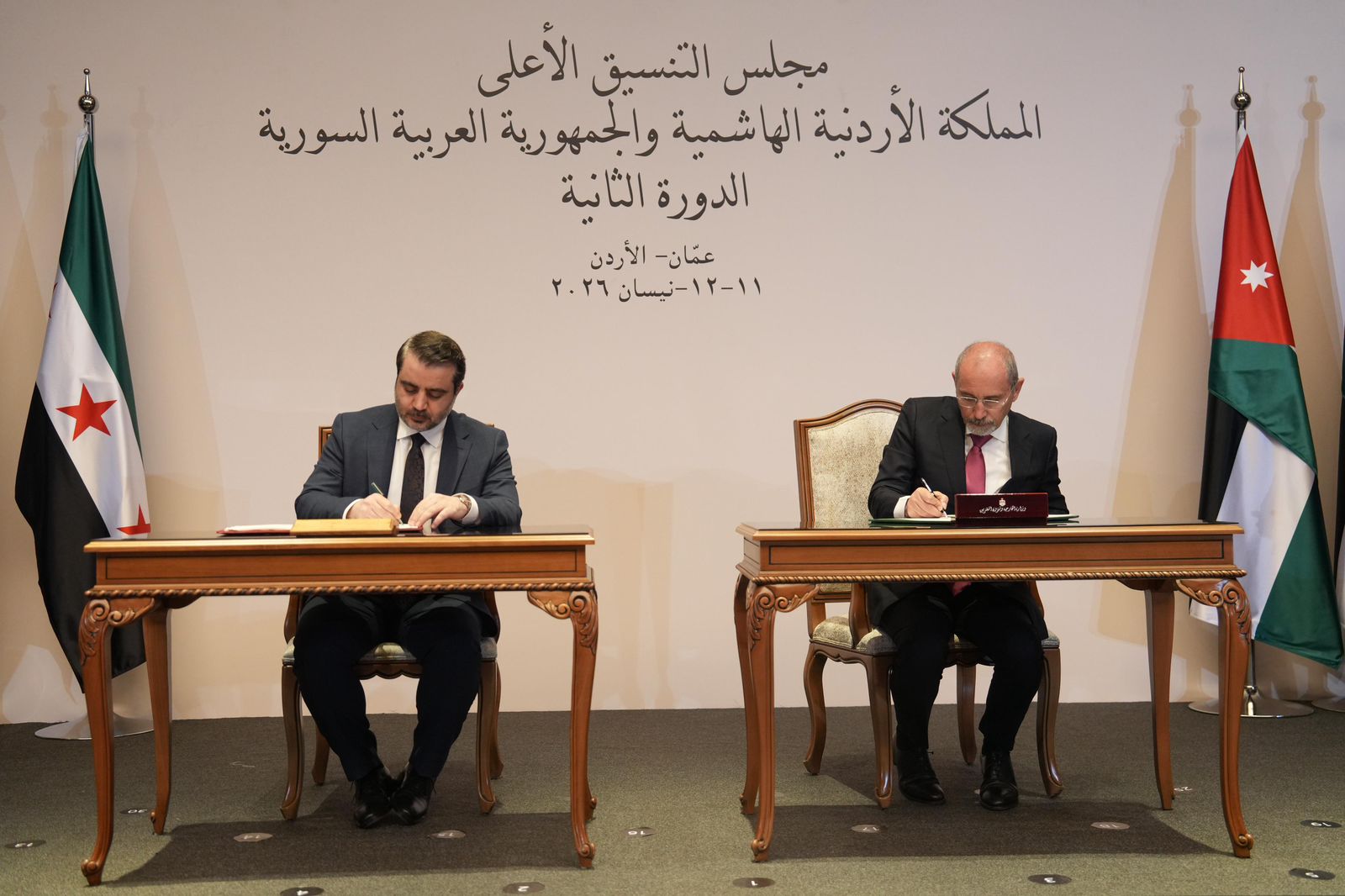 Madar Al-Saa Images 0.5165029414359411