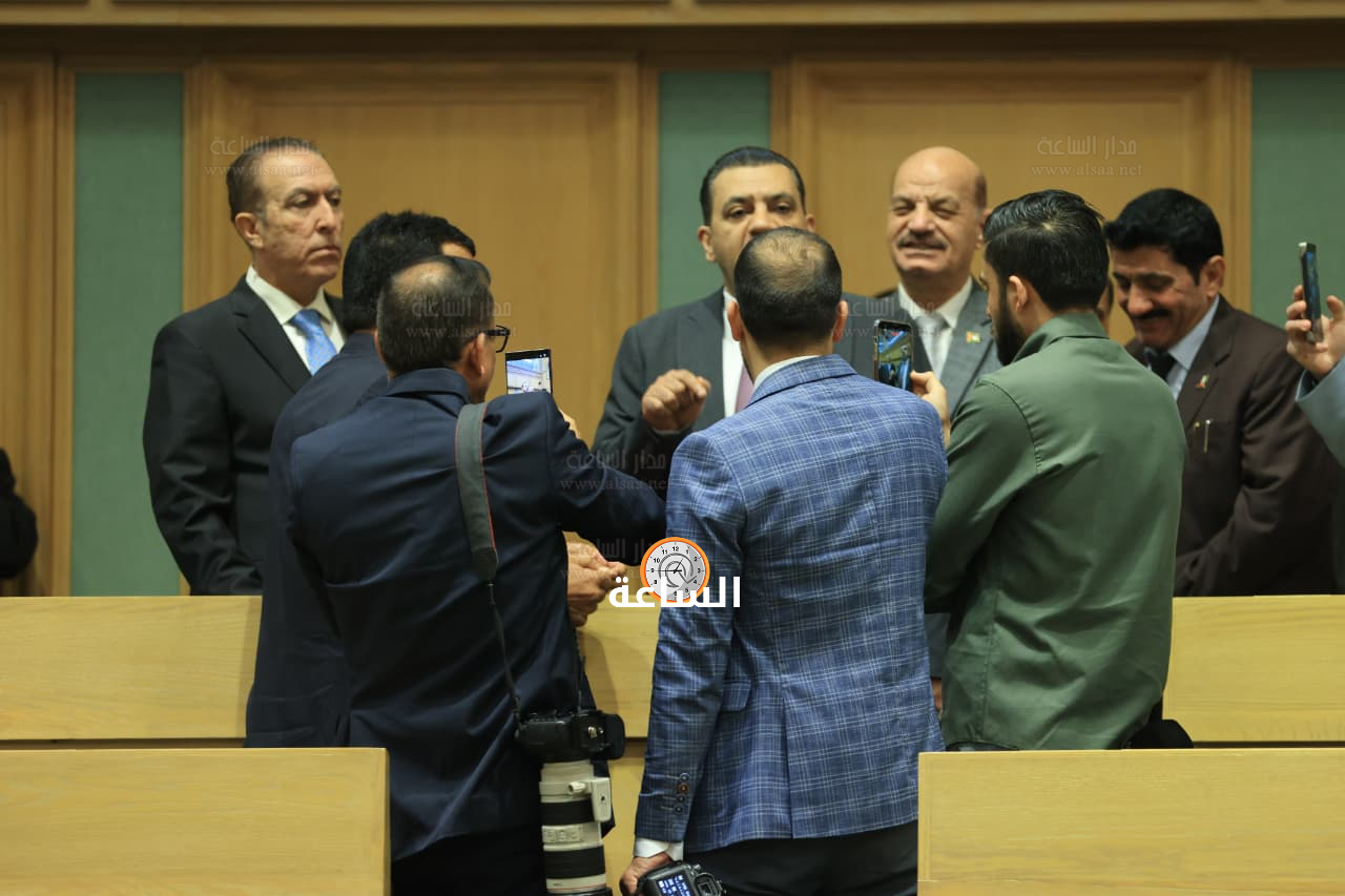 Madar Al-Saa Images 0.3165125331154707