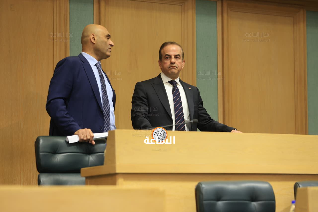 Madar Al-Saa Images 0.41754816488586277