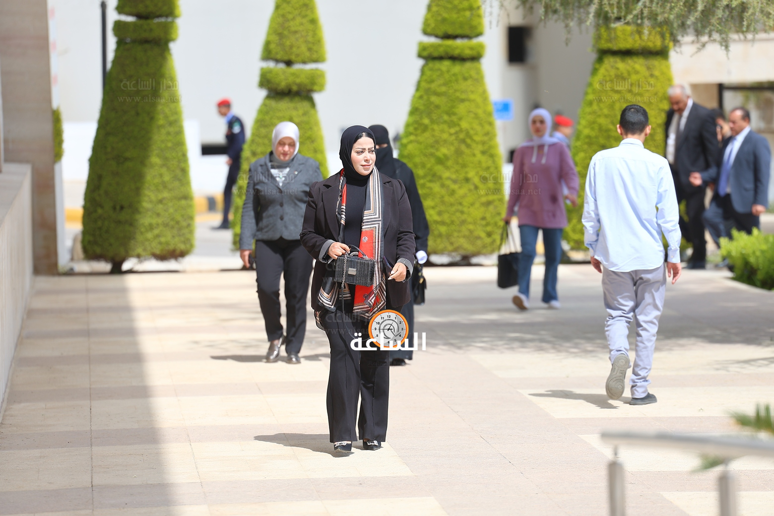 Madar Al-Saa Images 0.3786114088753716