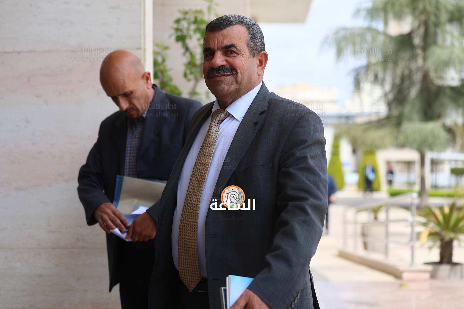 Madar Al-Saa Images 0.02304990640085436