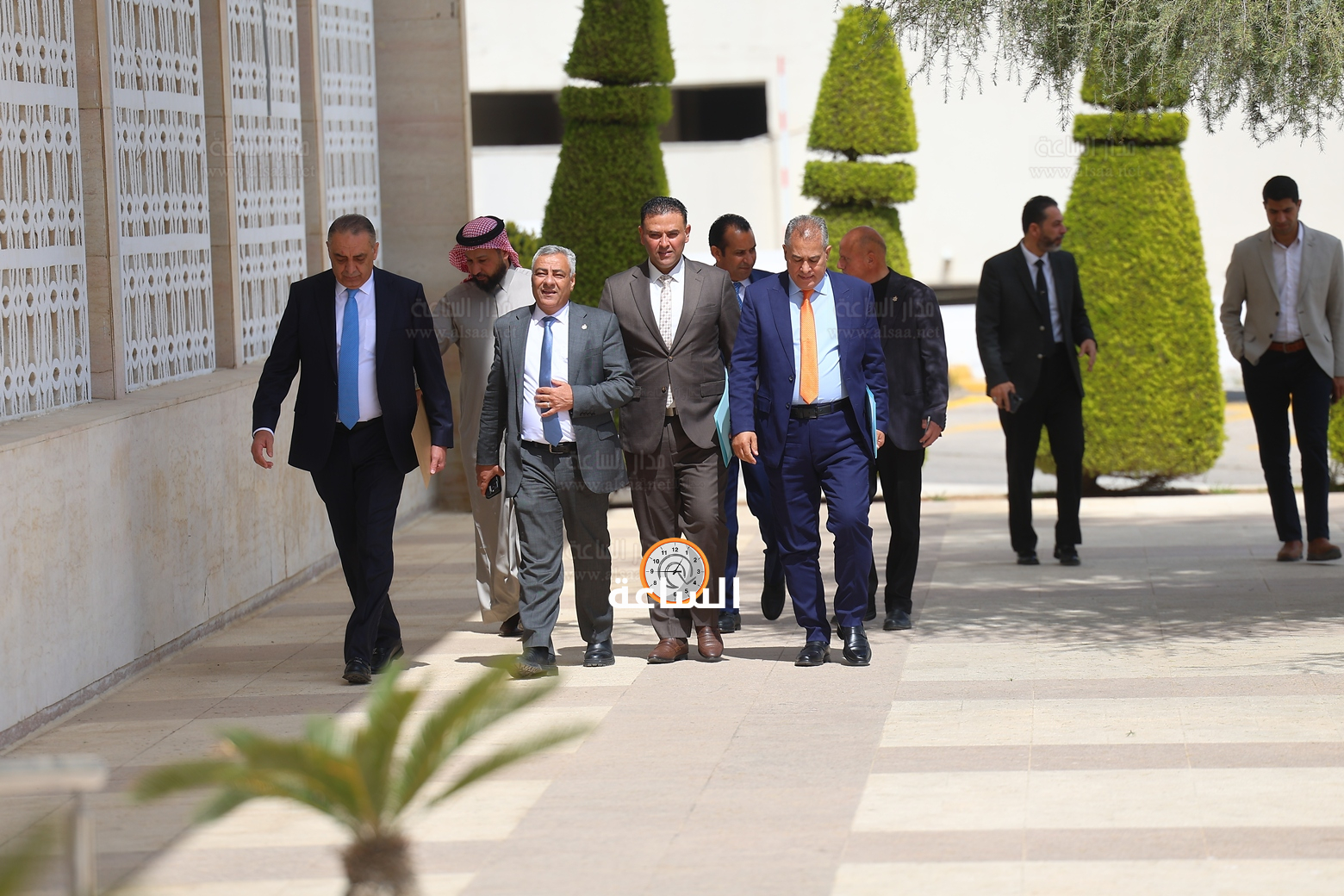 Madar Al-Saa Images 0.4740951608954026