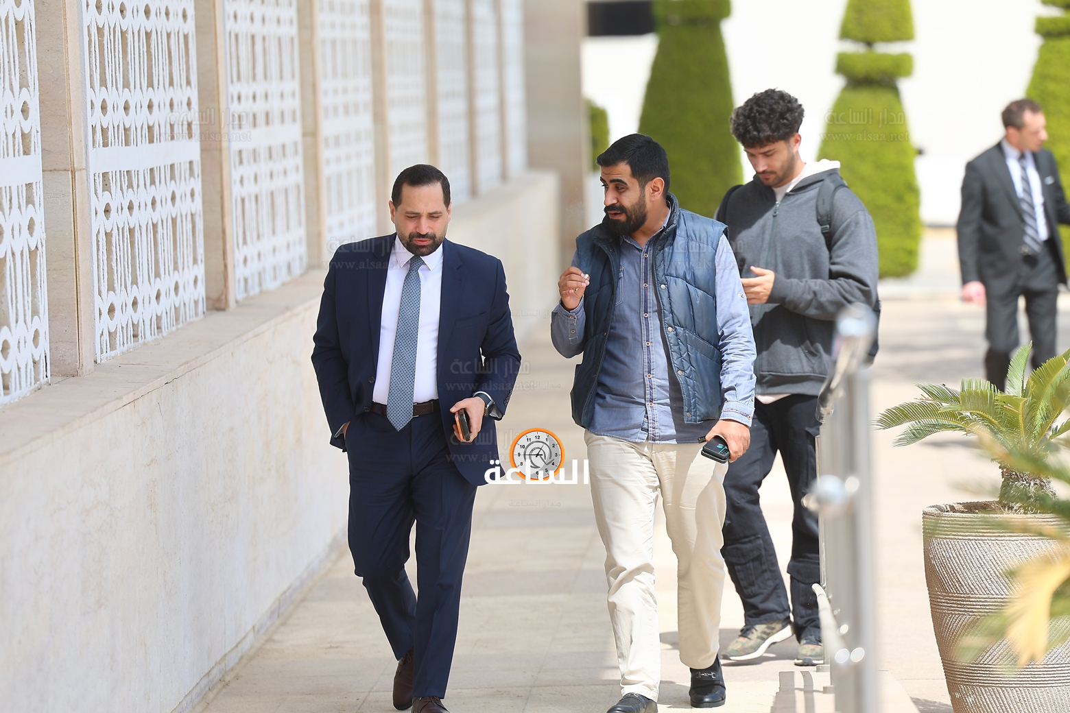 Madar Al-Saa Images 0.6246606151147879