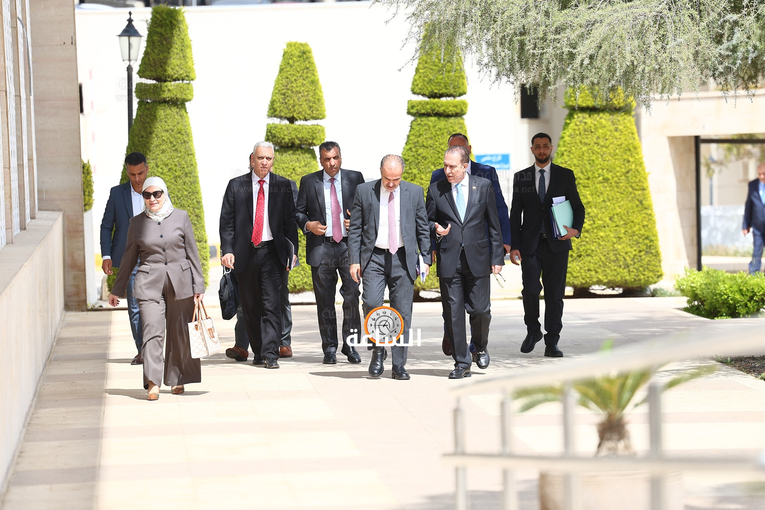 Madar Al-Saa Images 0.6928958091075125