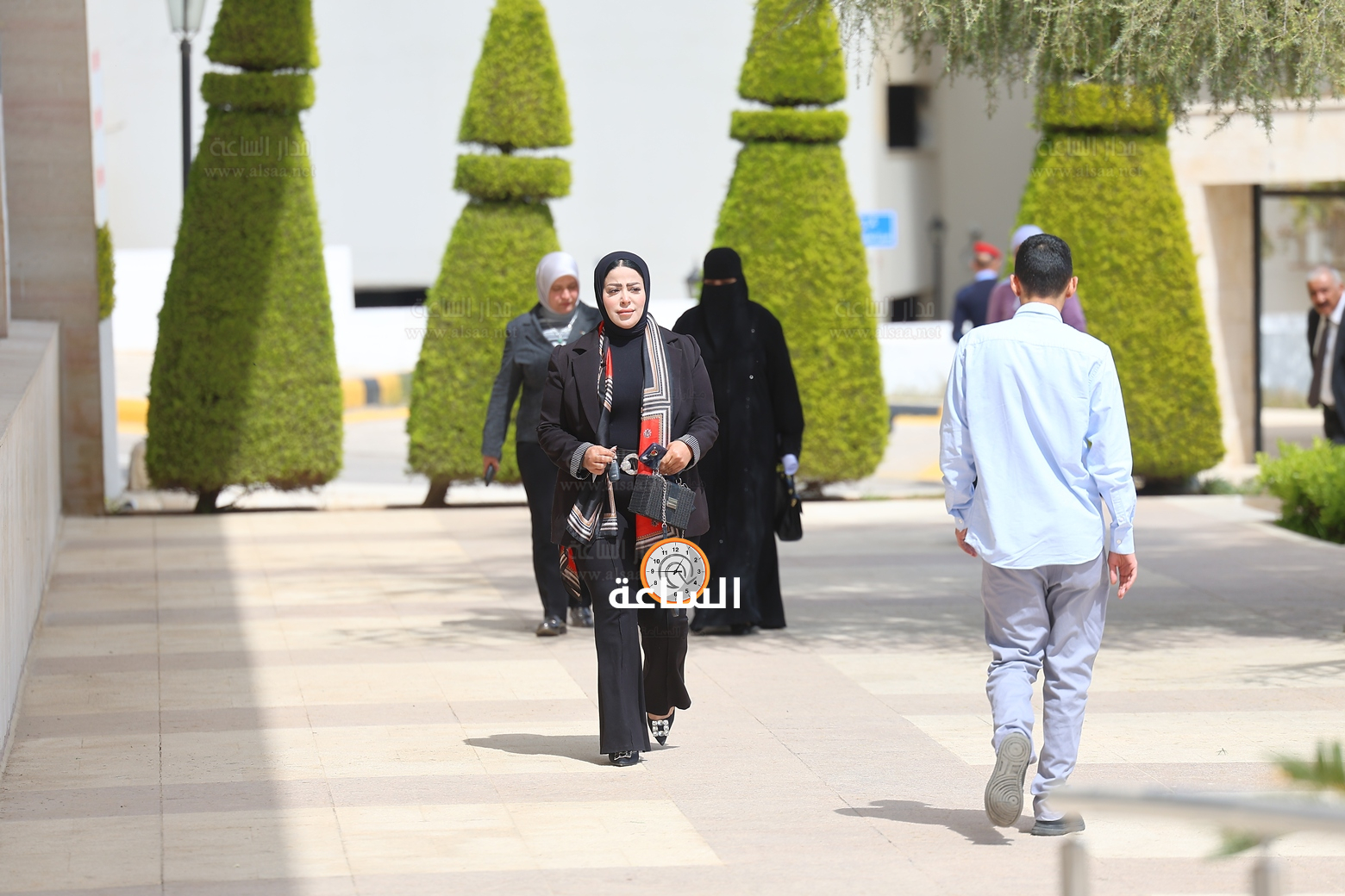 Madar Al-Saa Images 0.3823809947669129