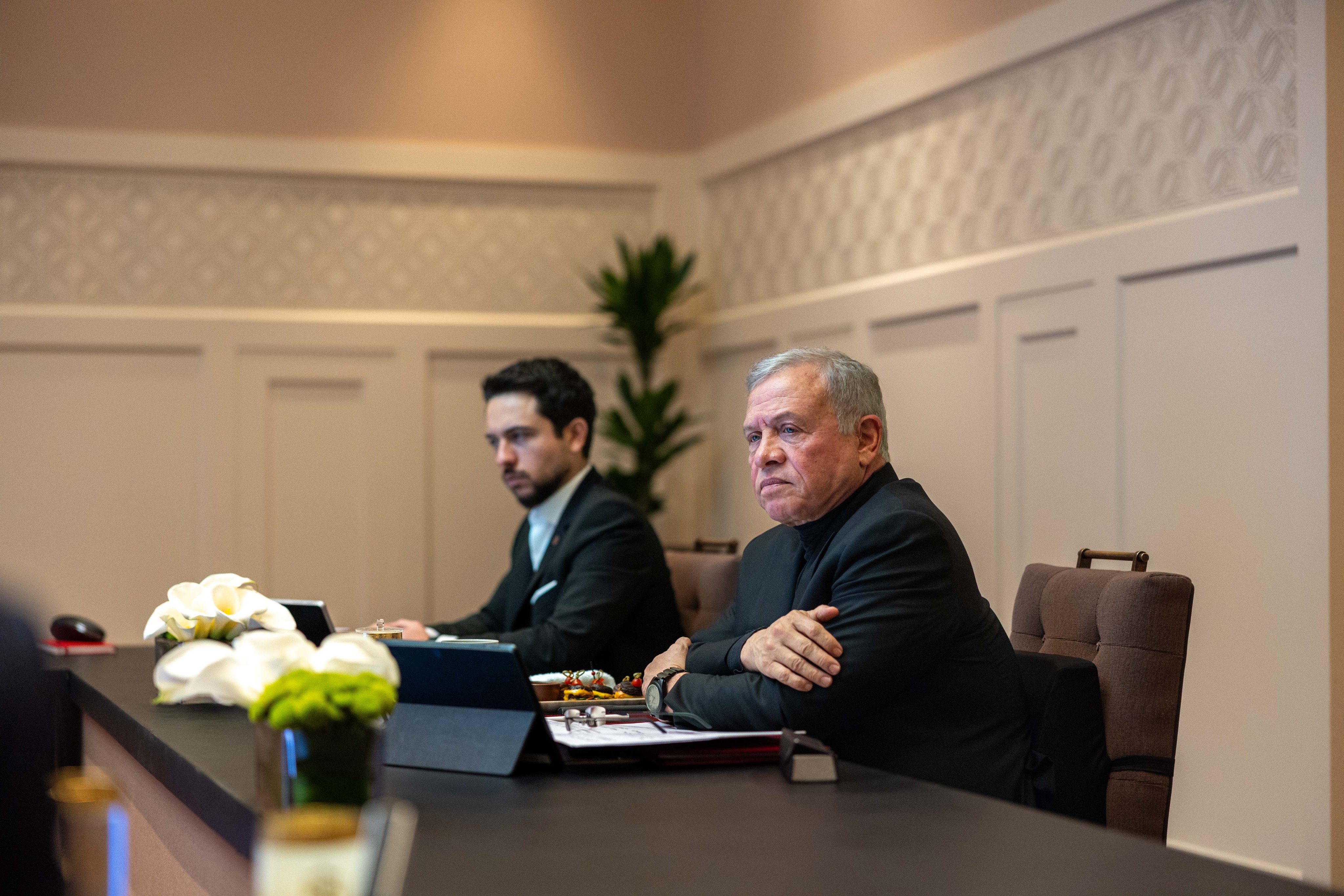 Madar Al-Saa Images 0.47985332663988234