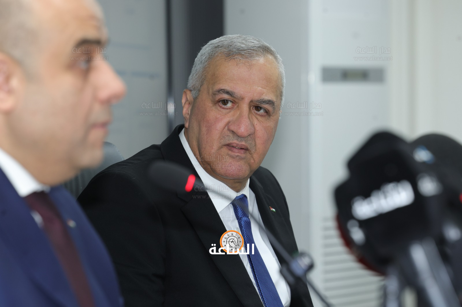 Madar Al-Saa Images 0.2154829082824522