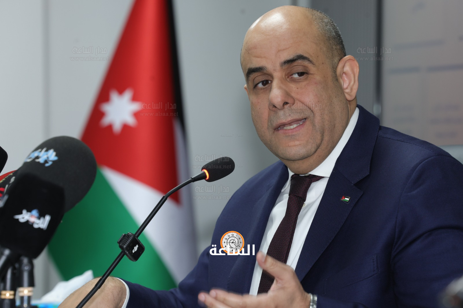 Madar Al-Saa Images 0.026773697969567745