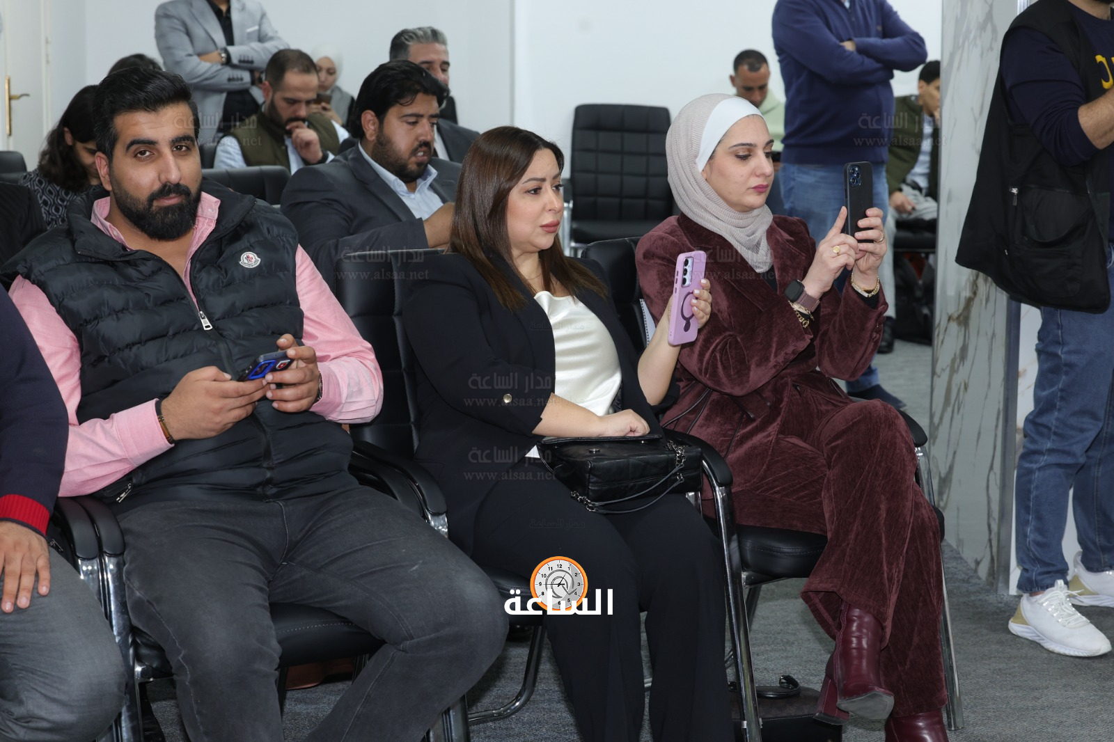 Madar Al-Saa Images 0.8731289893985285