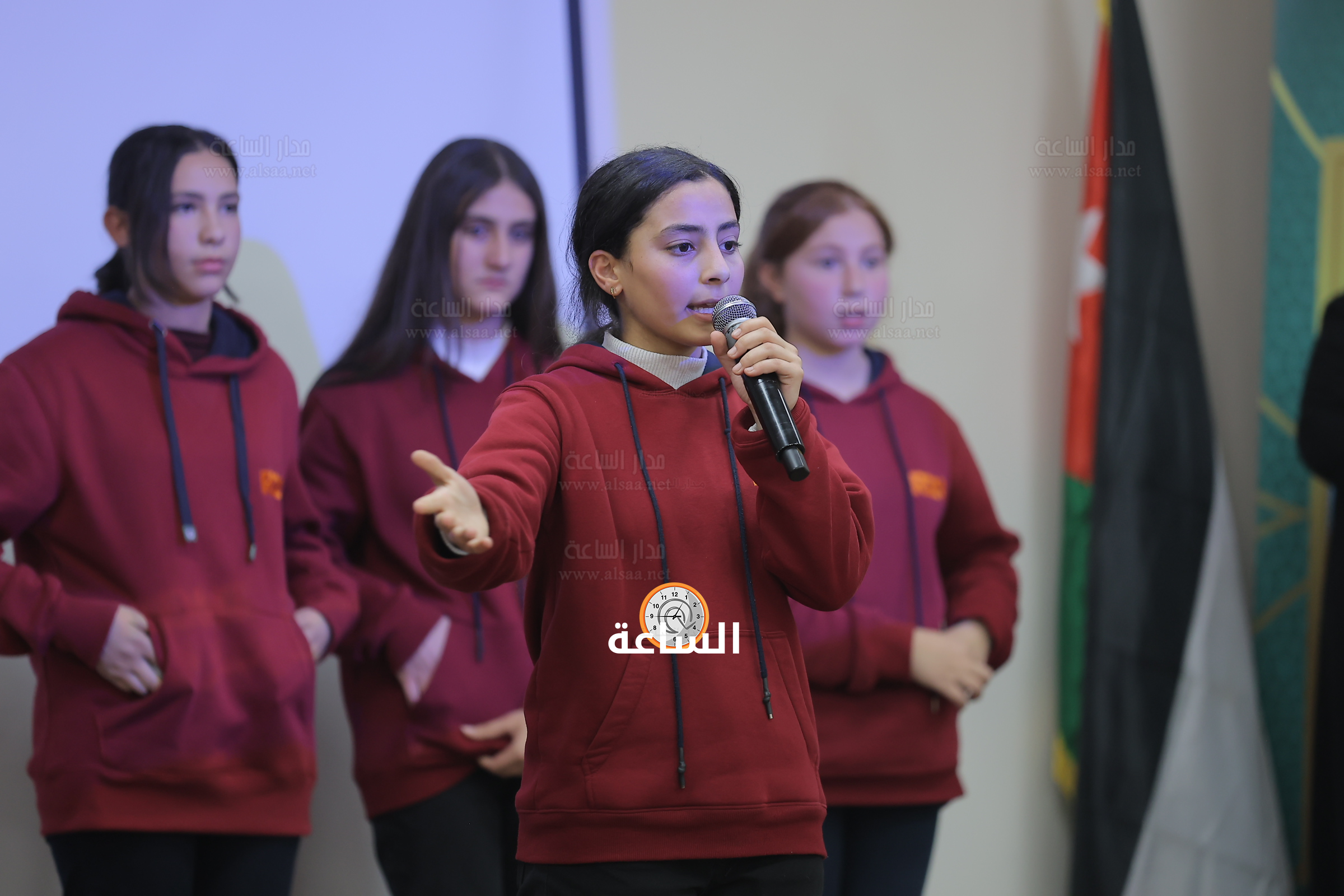 Madar Al-Saa Images 0.49293577889656526