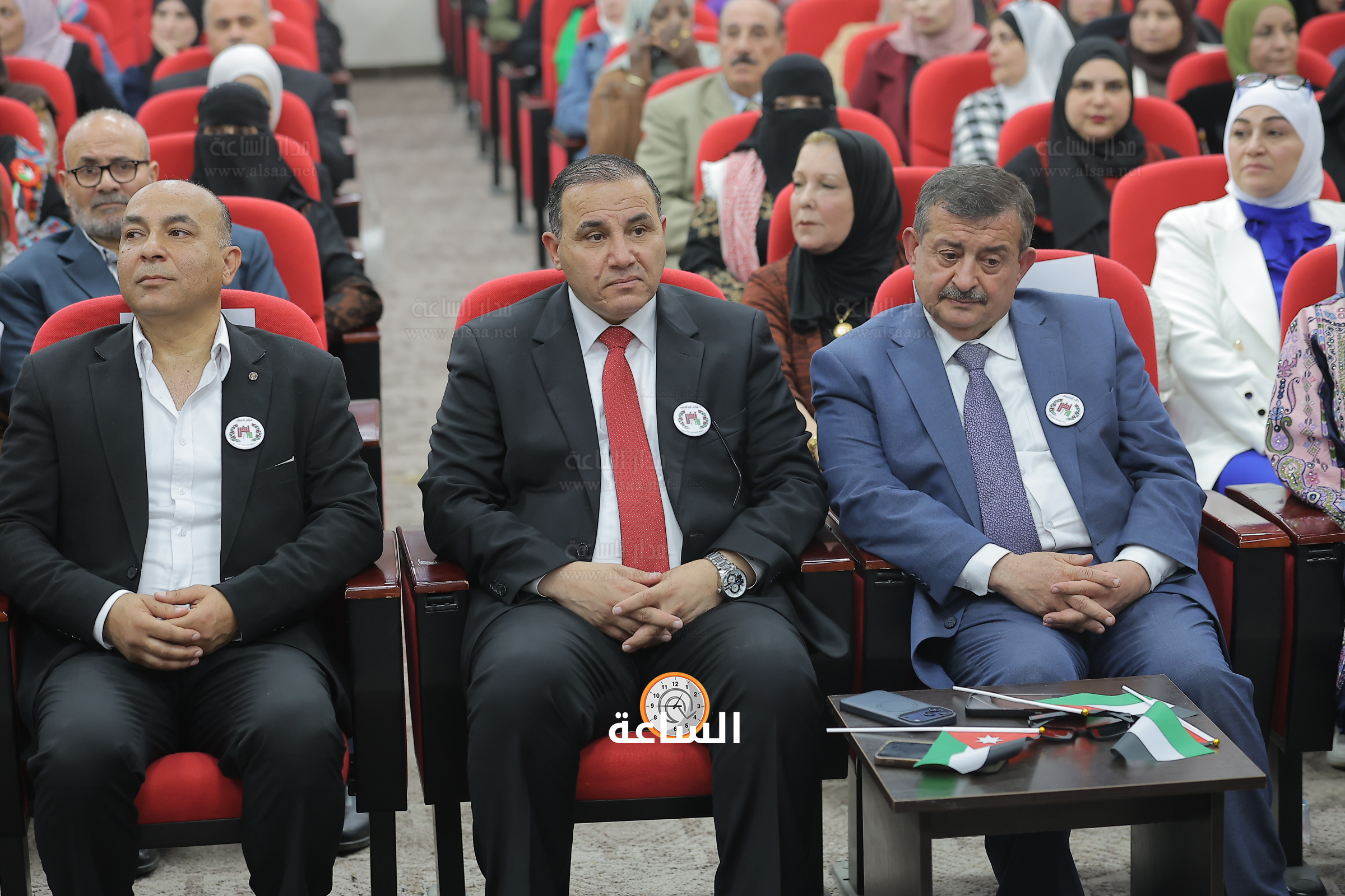 Madar Al-Saa Images 0.6872773775294162