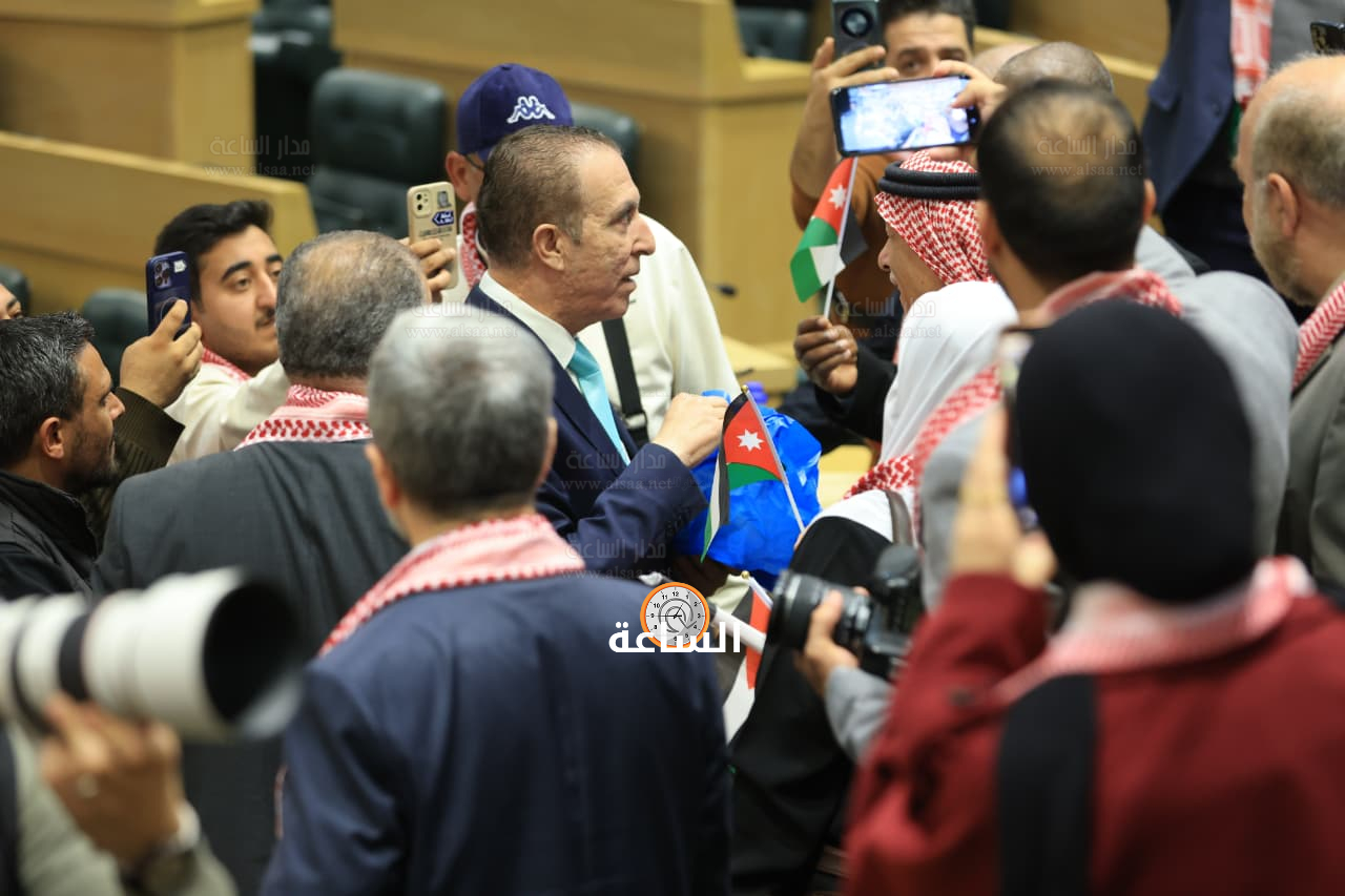 Madar Al-Saa Images 0.7401166470370948