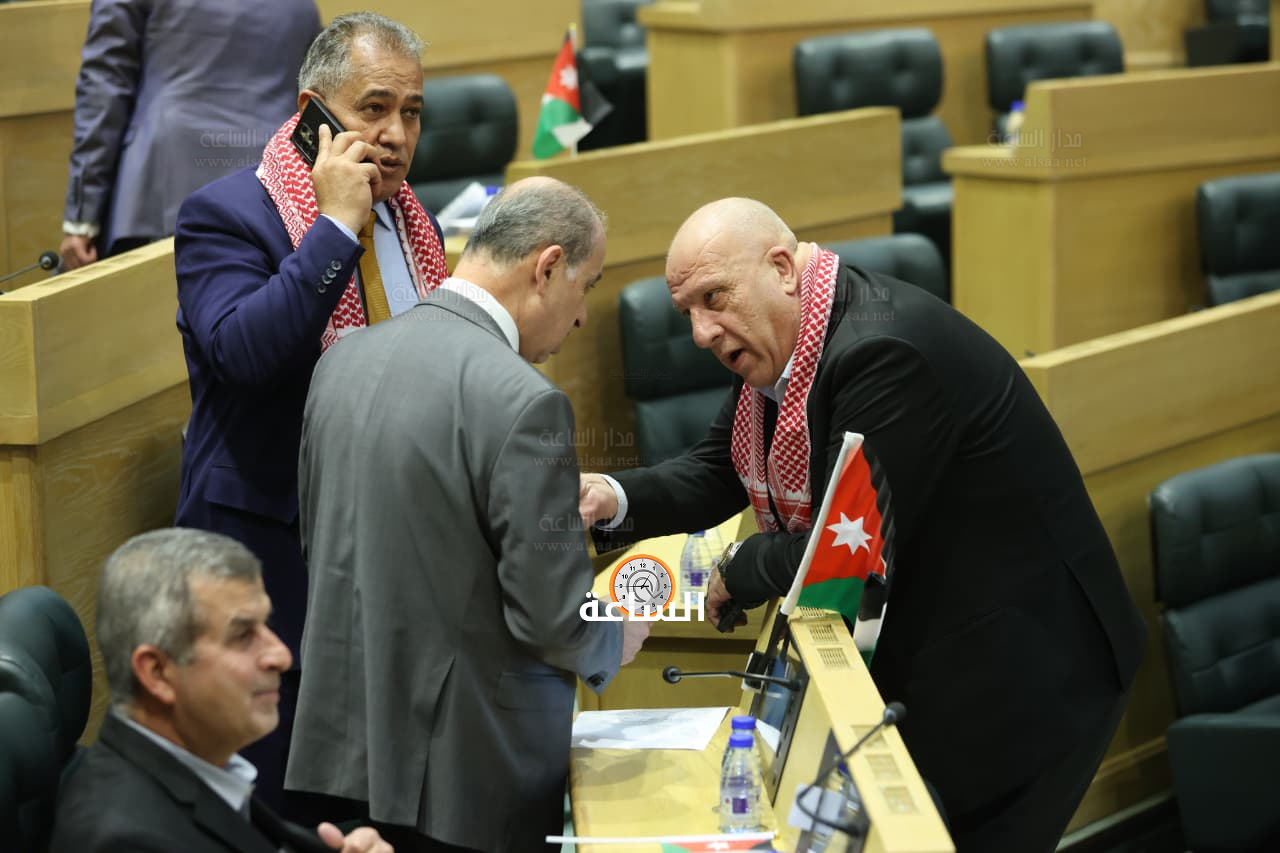 Madar Al-Saa Images 0.8166530798420665