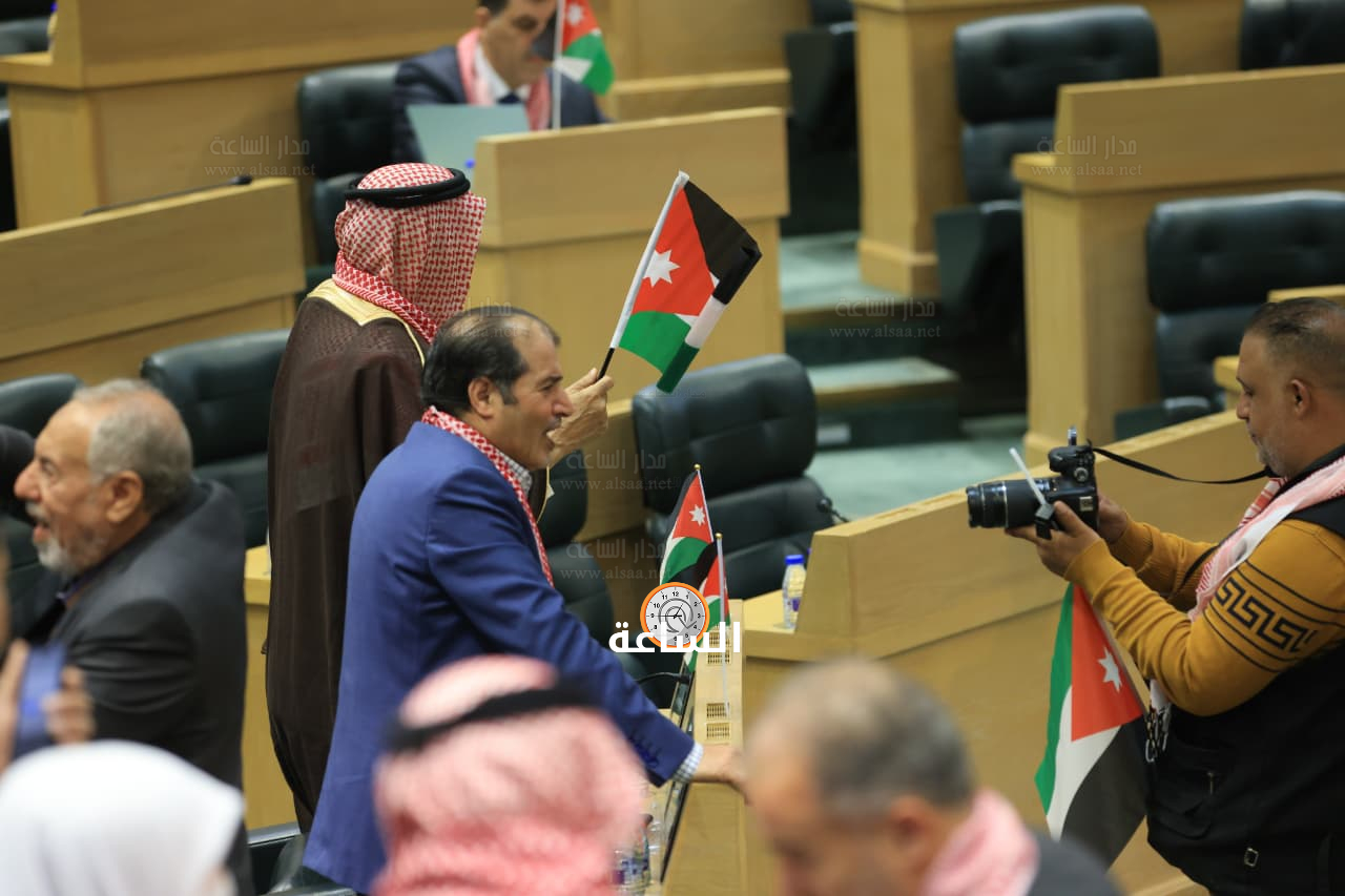 Madar Al-Saa Images 0.06618173931149218