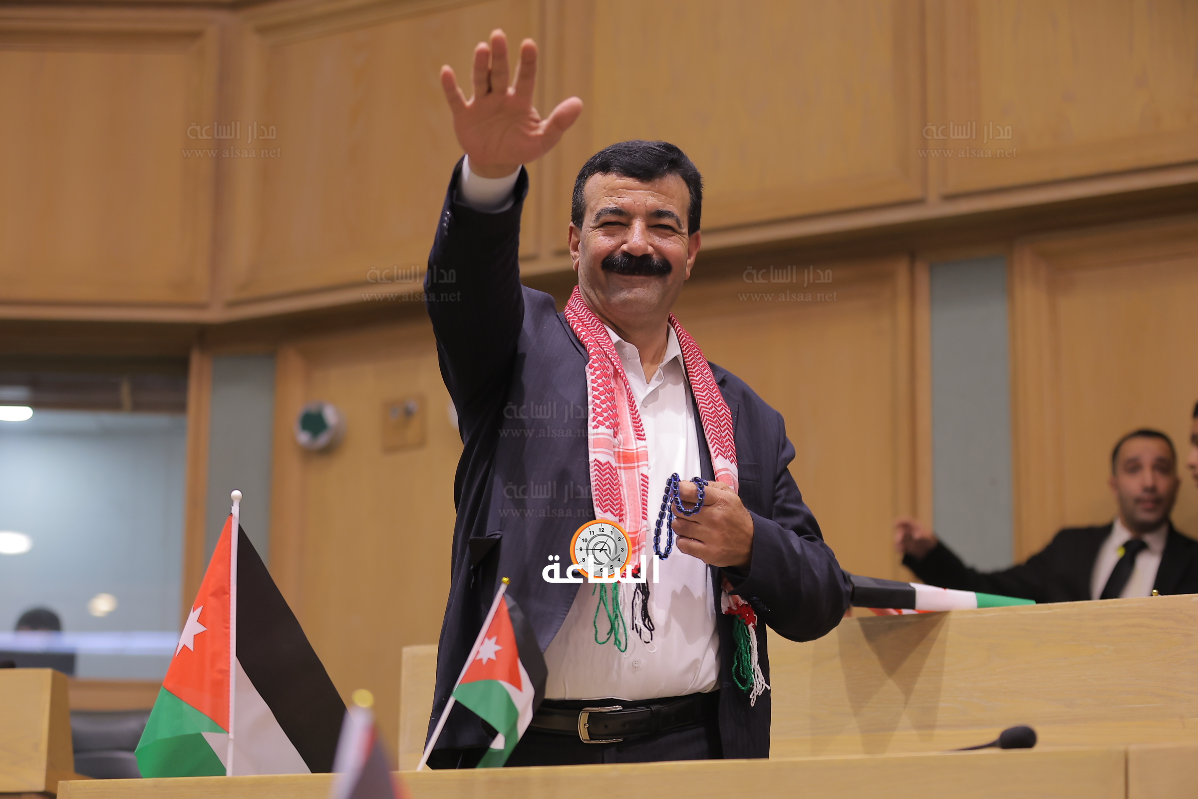 Madar Al-Saa Images 0.5827502333836083