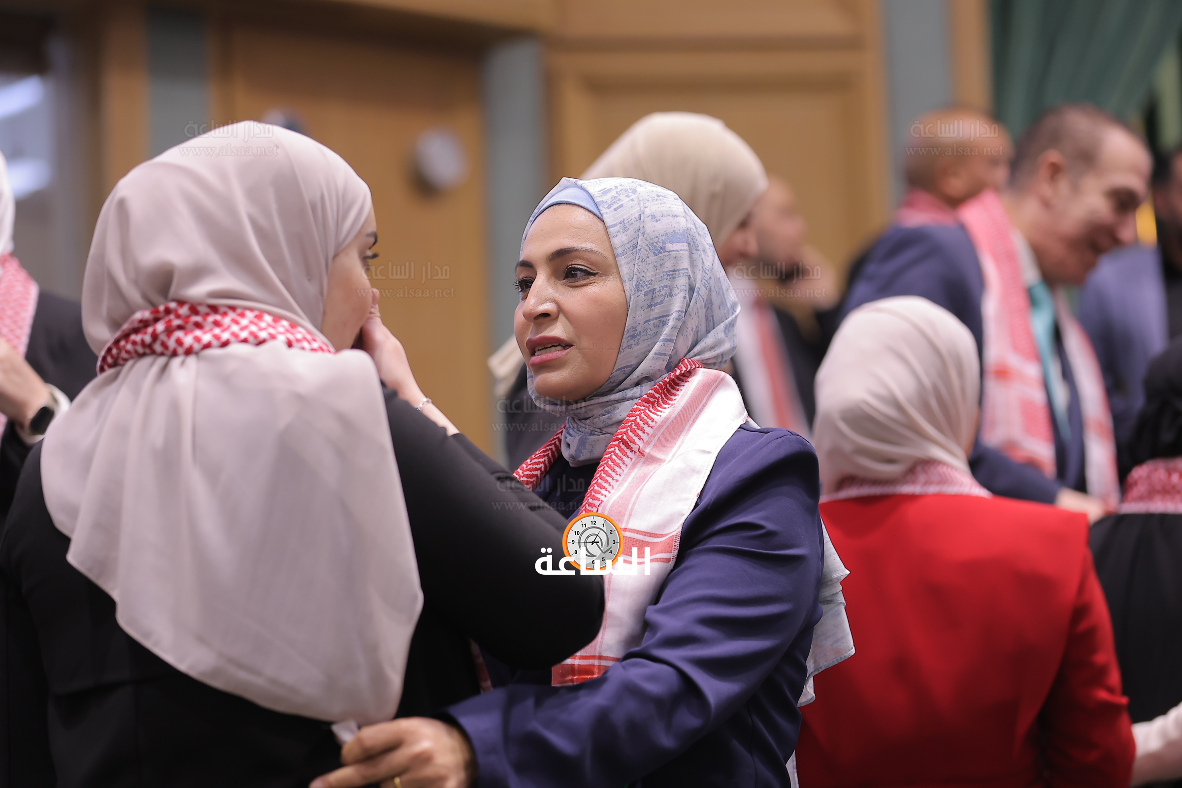 Madar Al-Saa Images 0.3154222404419472