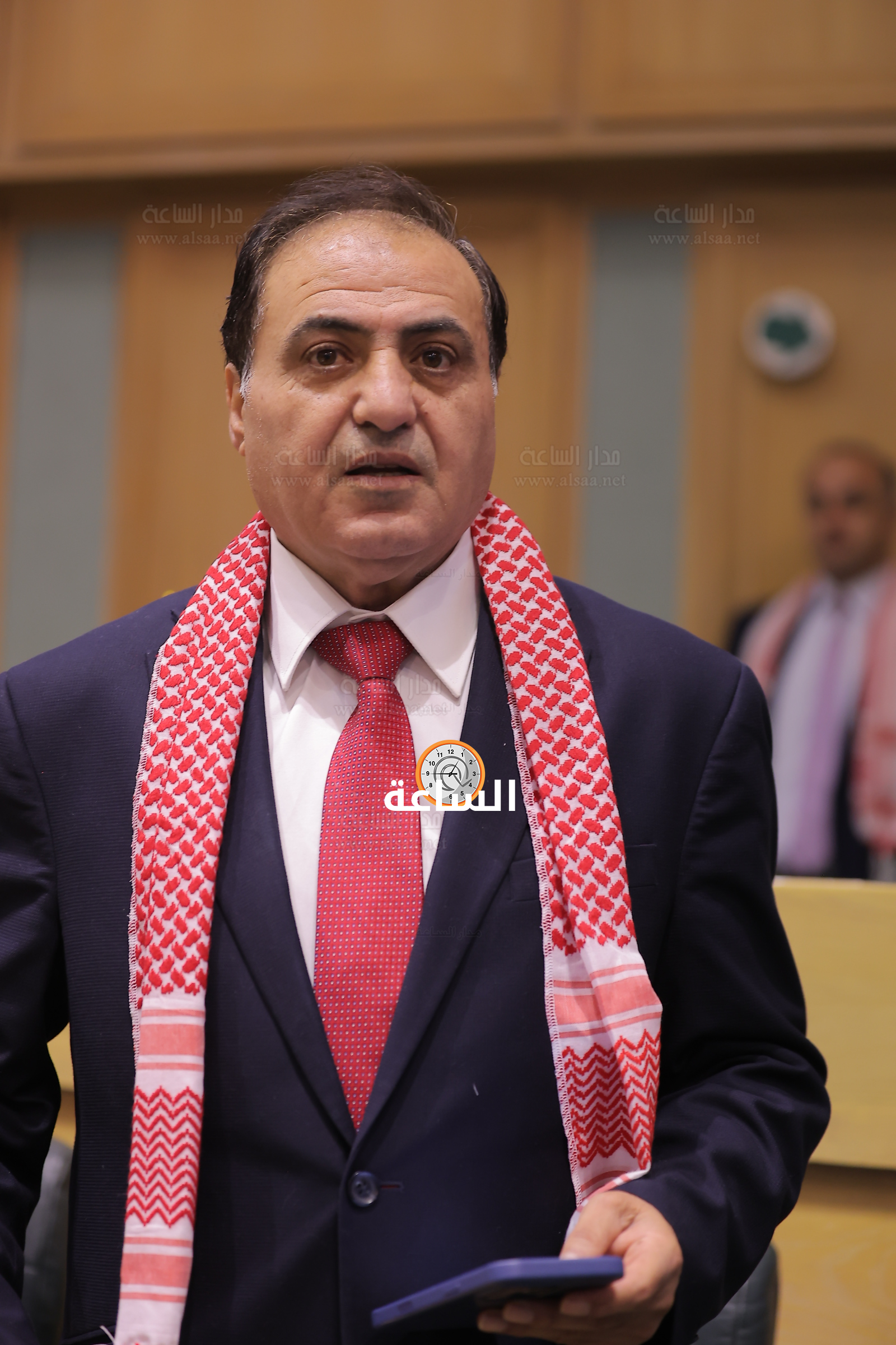 Madar Al-Saa Images 0.1796036451362112