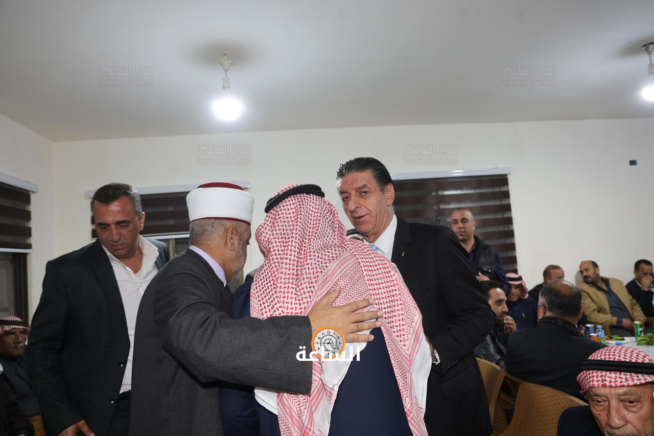 Madar Al-Saa Images 0.053060159890208736