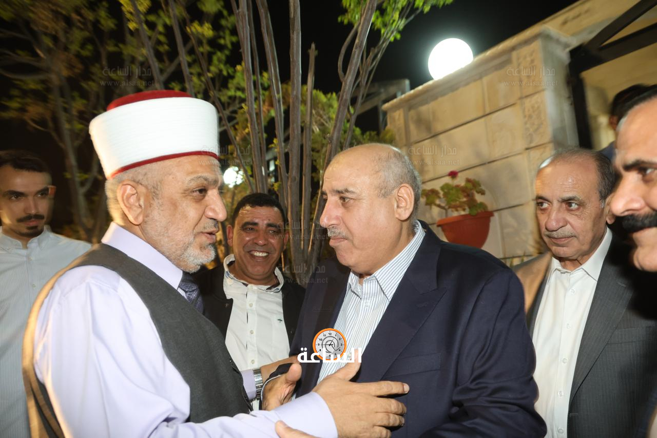 Madar Al-Saa Images 0.2403930210942692